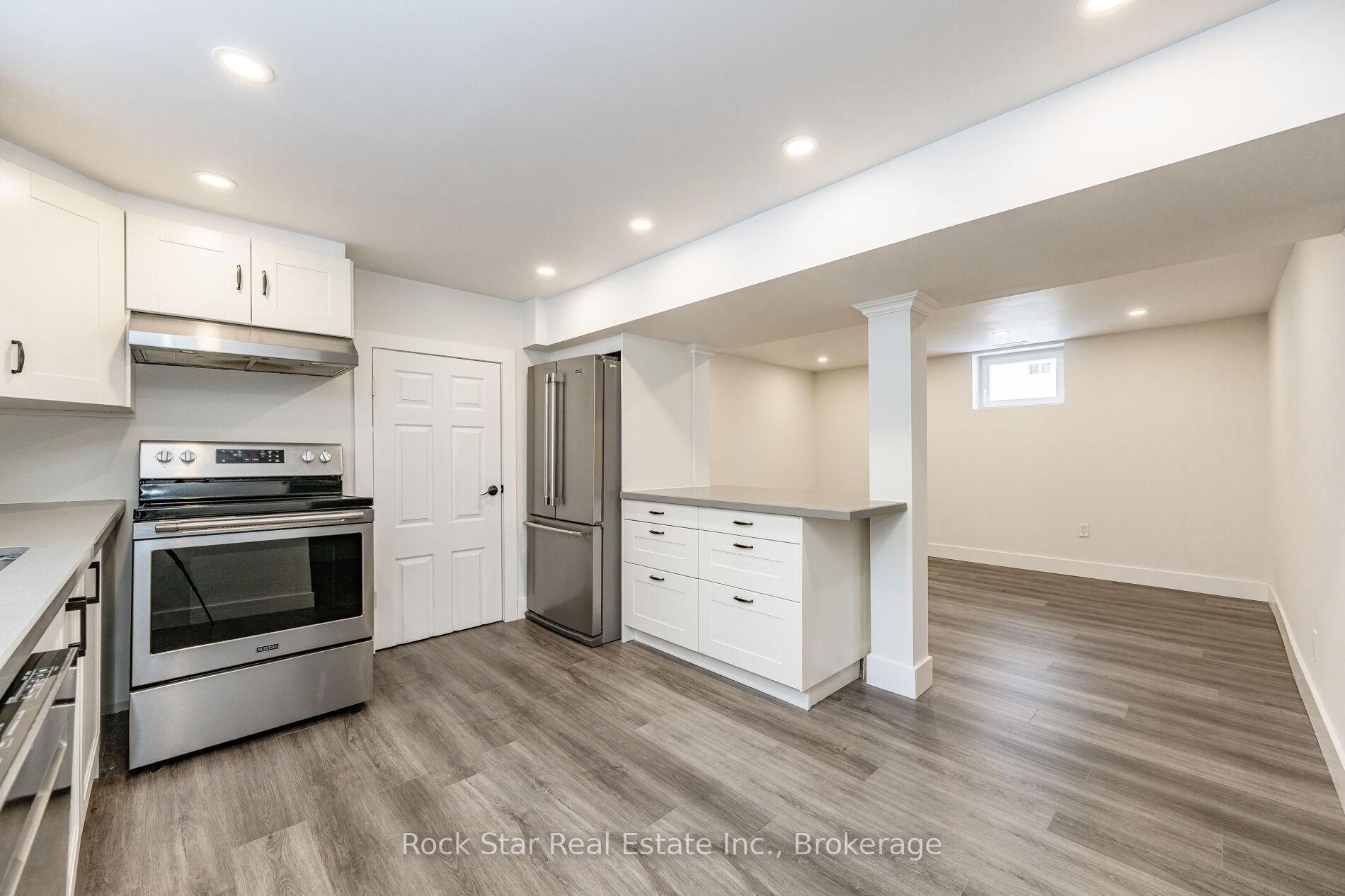 Photo 15 of 99 Dana Drive, Hamilton, Balfour — HOMEH