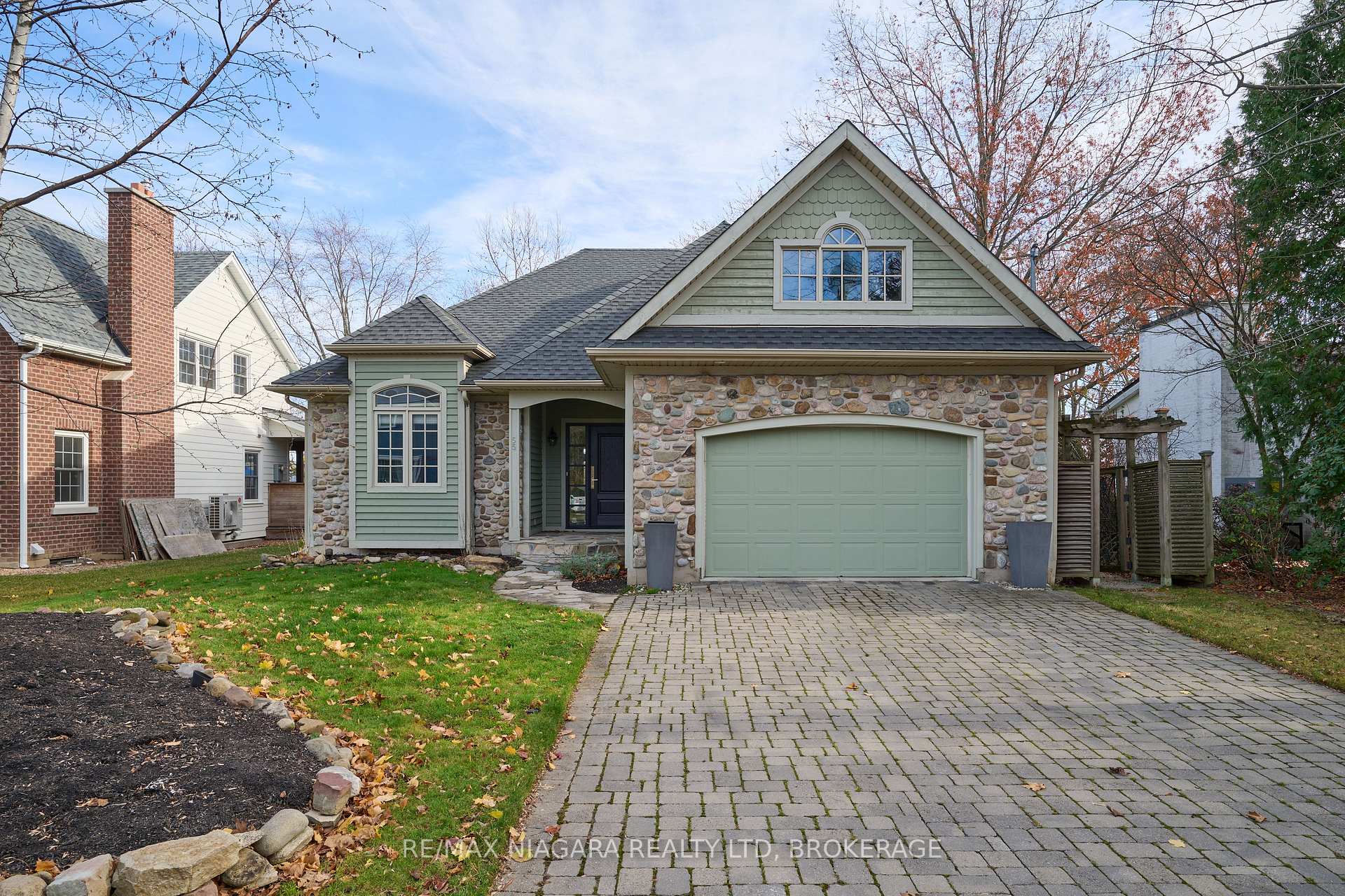 Photo 2 of 55 Highland Avenue, St. Catharines, Old Glenridge — HOMEH
