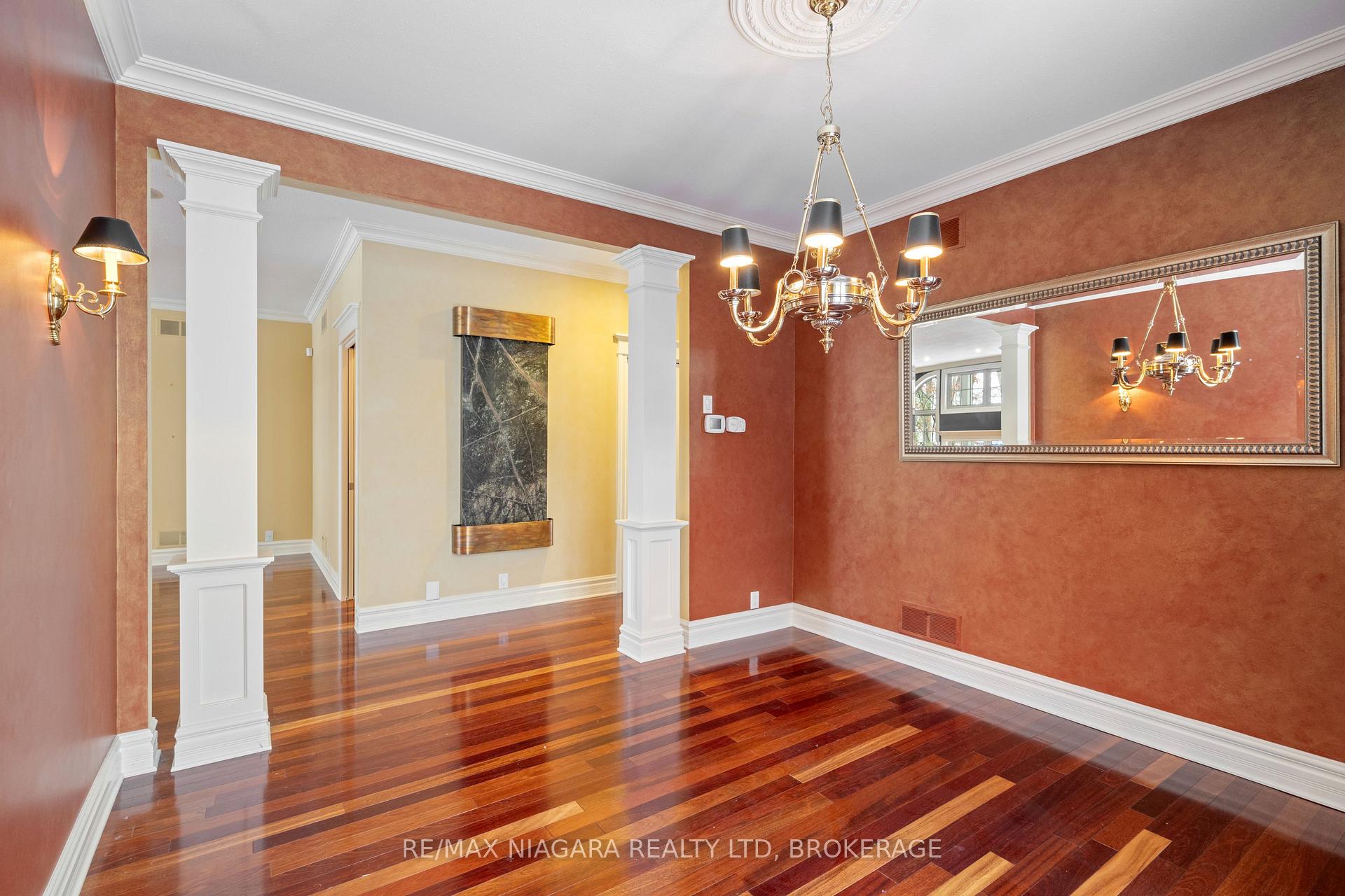 Photo 19 of 55 Highland Avenue, St. Catharines, Old Glenridge — HOMEH