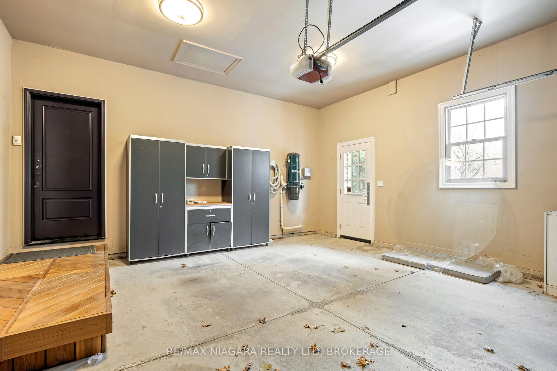 Photo 40 of 55 Highland Avenue, St. Catharines, Old Glenridge — HOMEH
