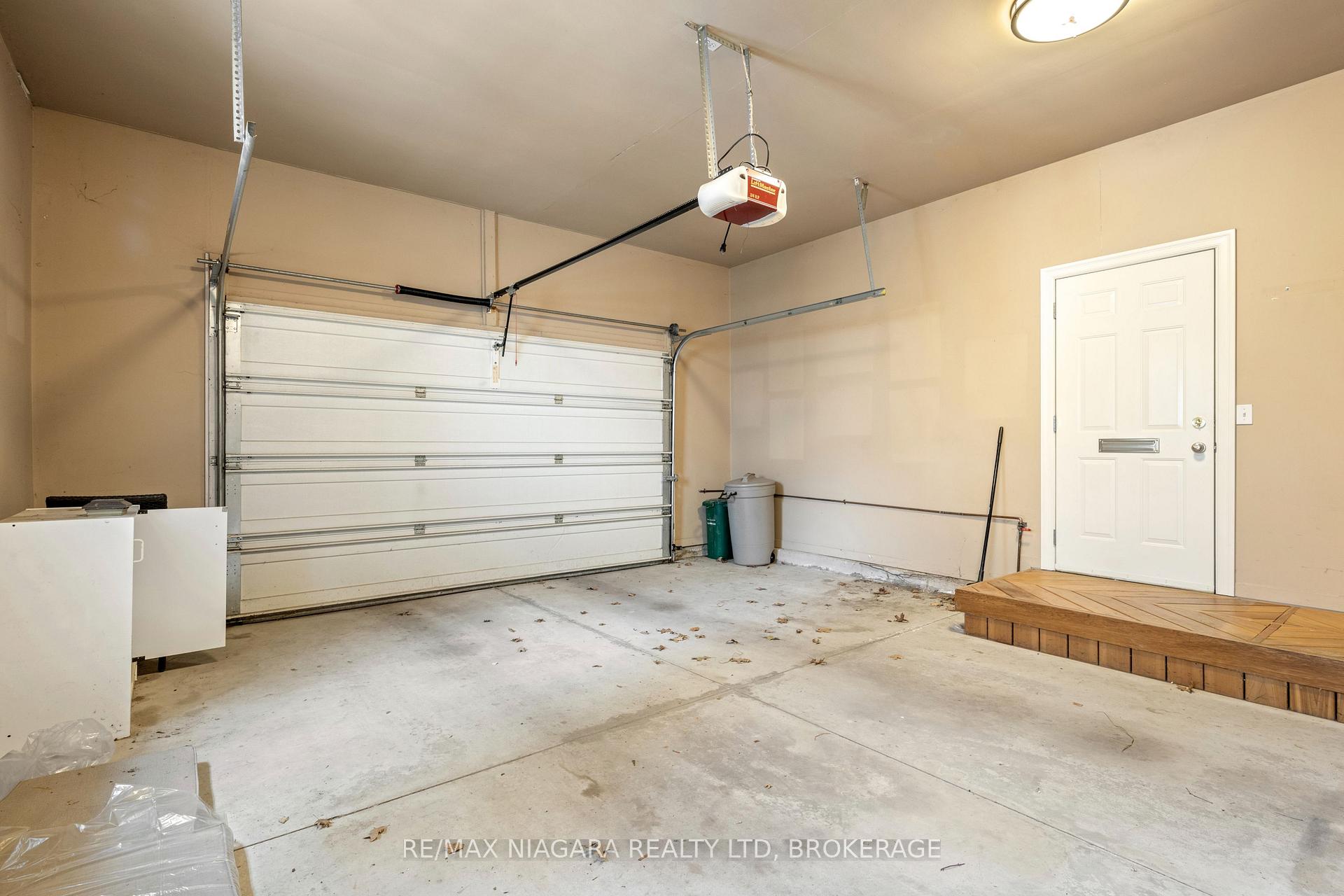 Photo 41 of 55 Highland Avenue, St. Catharines, Old Glenridge — HOMEH