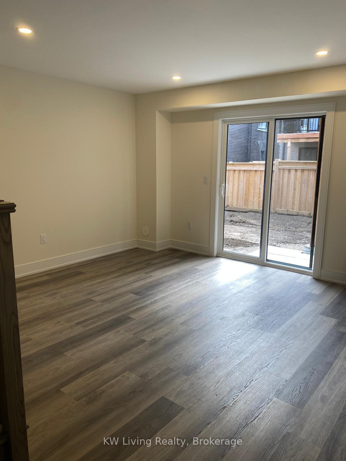 Photo 4 of Unit 502, 1695 Dersan Street, Pickering, Duffin Heights — HOMEH
