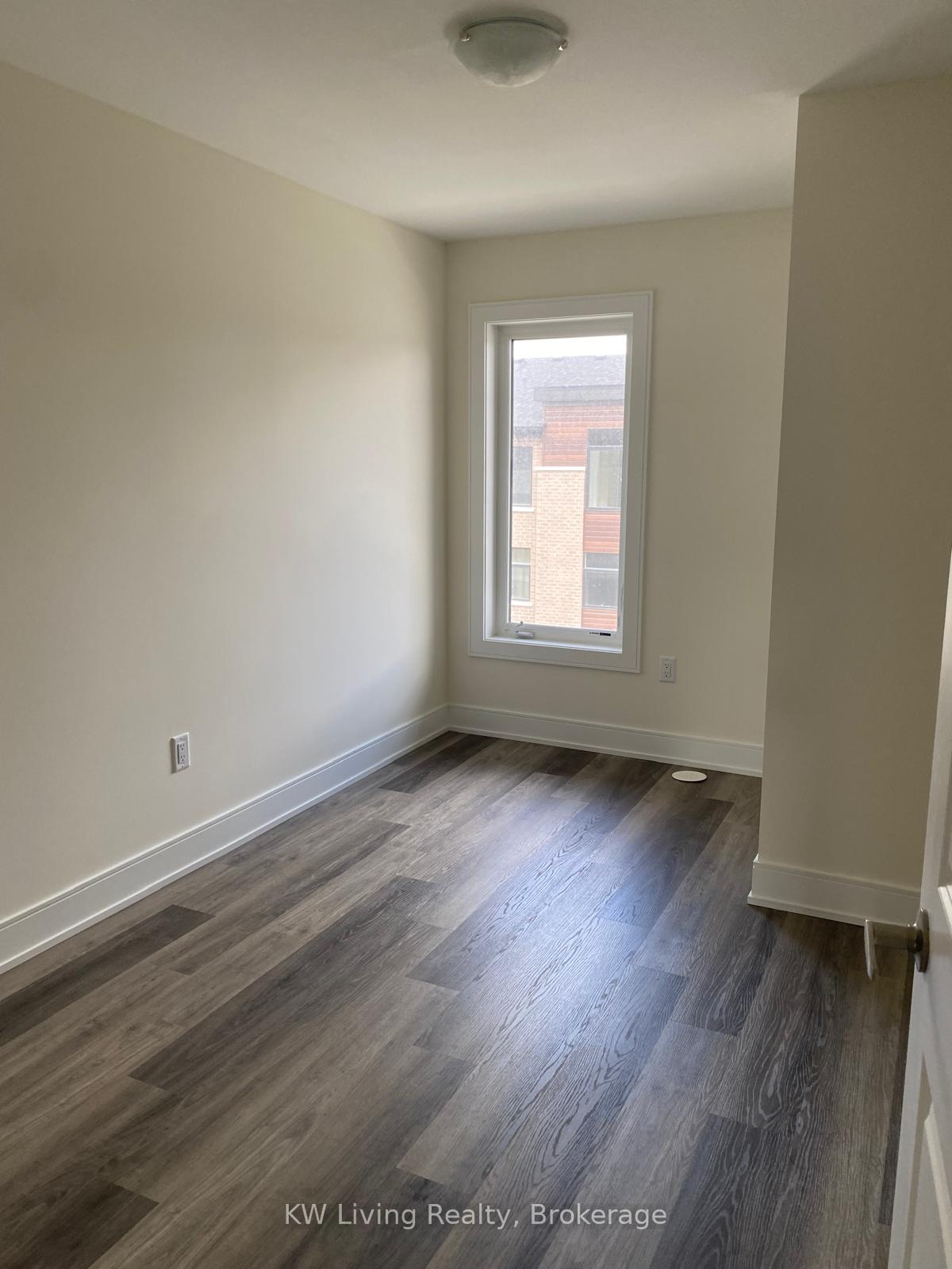 Photo 12 of Unit 502, 1695 Dersan Street, Pickering, Duffin Heights — HOMEH