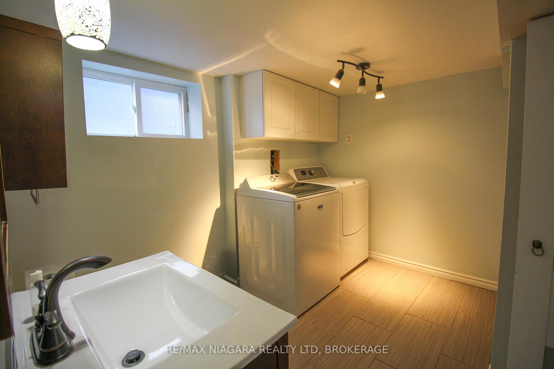 Photo 17 of 37 Margery Avenue, St. Catharines, Haig — HOMEH