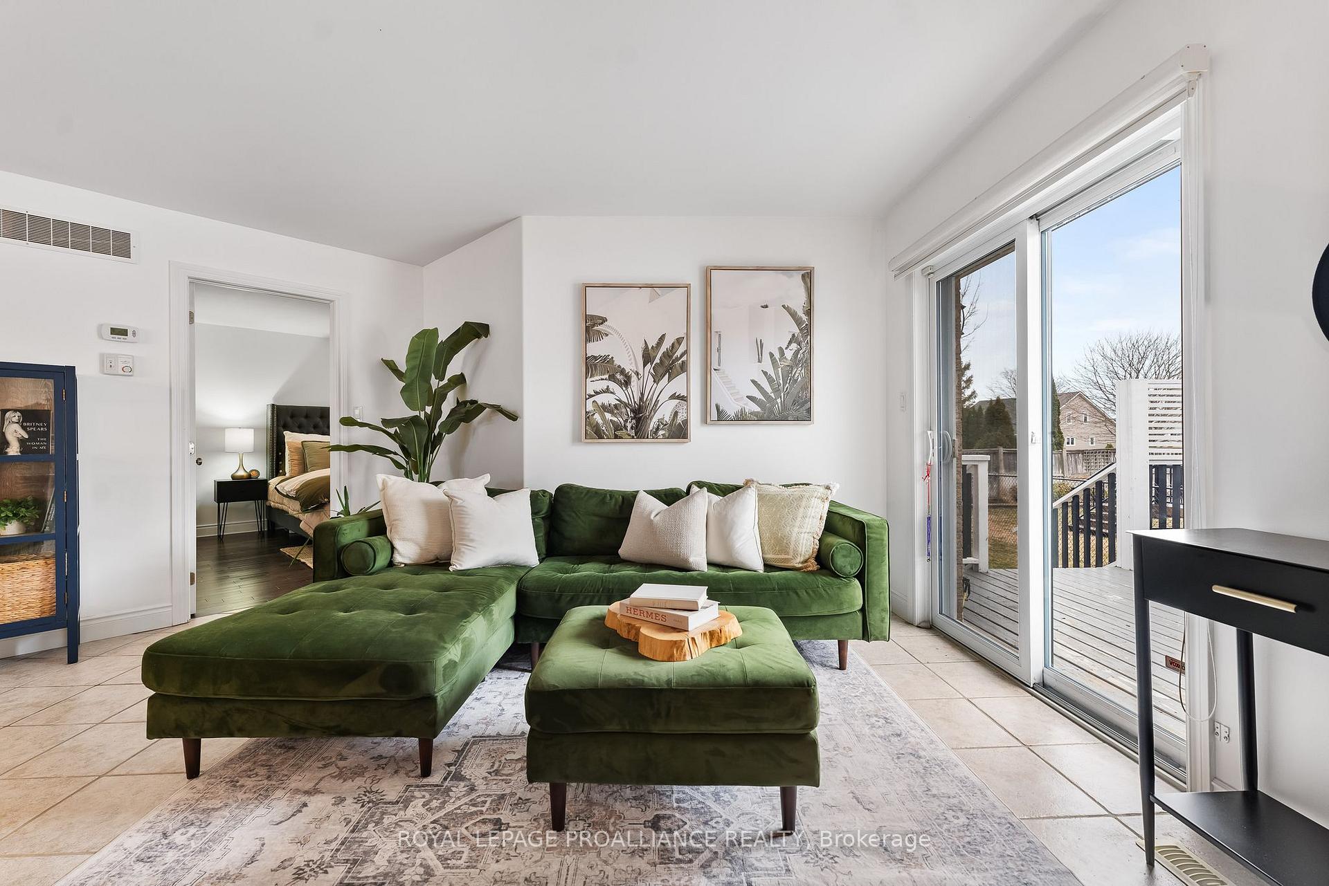 Photo 13 of 10 Cooper Court, Brighton — HOMEH
