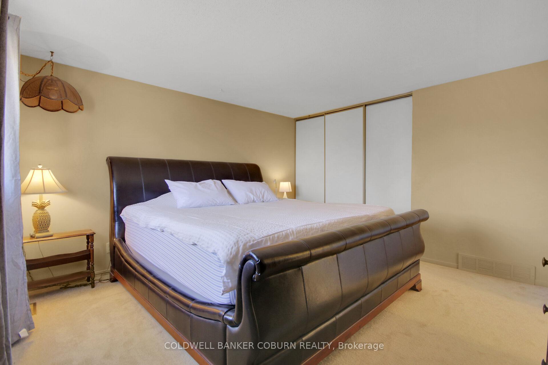Photo 66 of 31 Ormsby Drive, Ottawa, Richmond — HOMEH