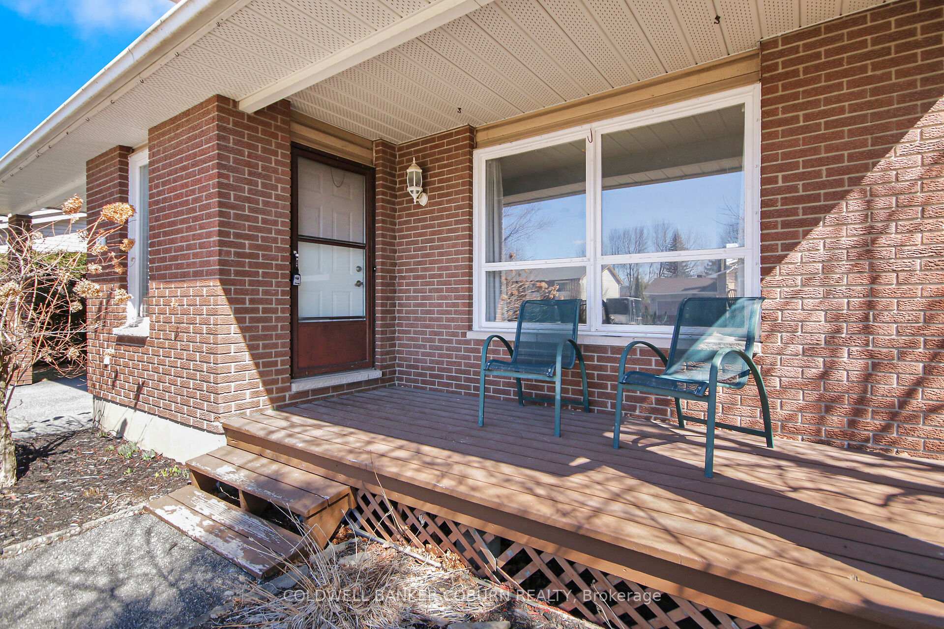 Photo 4 of 31 Ormsby Drive, Ottawa, Richmond — HOMEH
