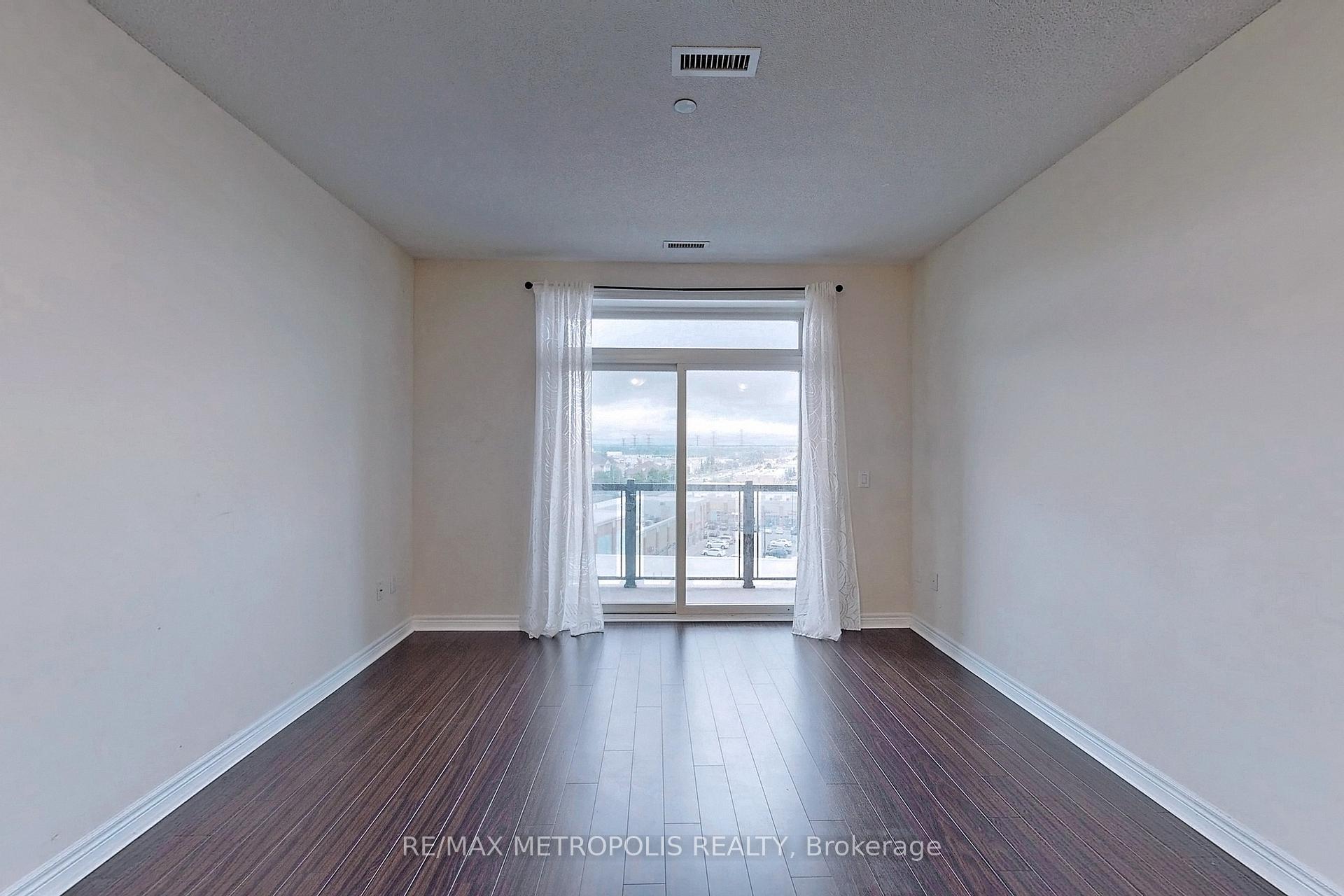 Photo 6 of Unit 732, 7325 Markham Road, Markham, Cedarwood — HOMEH