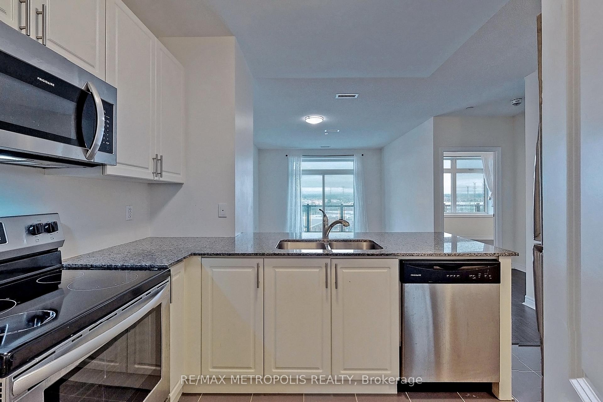Photo 16 of Unit 732, 7325 Markham Road, Markham, Cedarwood — HOMEH