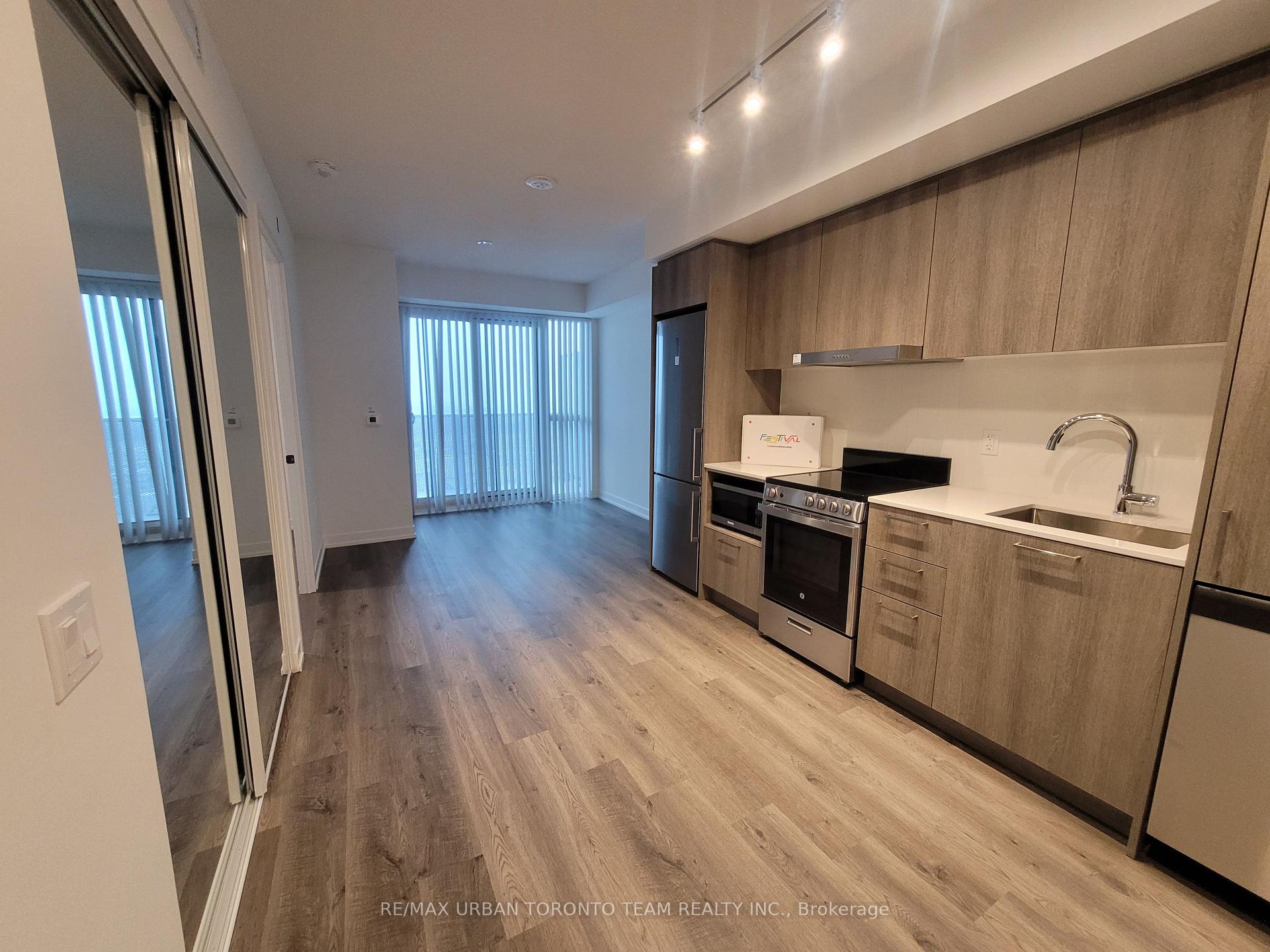 Photo 2 of Unit 2605, 195 Commerce Street, Vaughan, Vaughan Corporate Centre — HOMEH