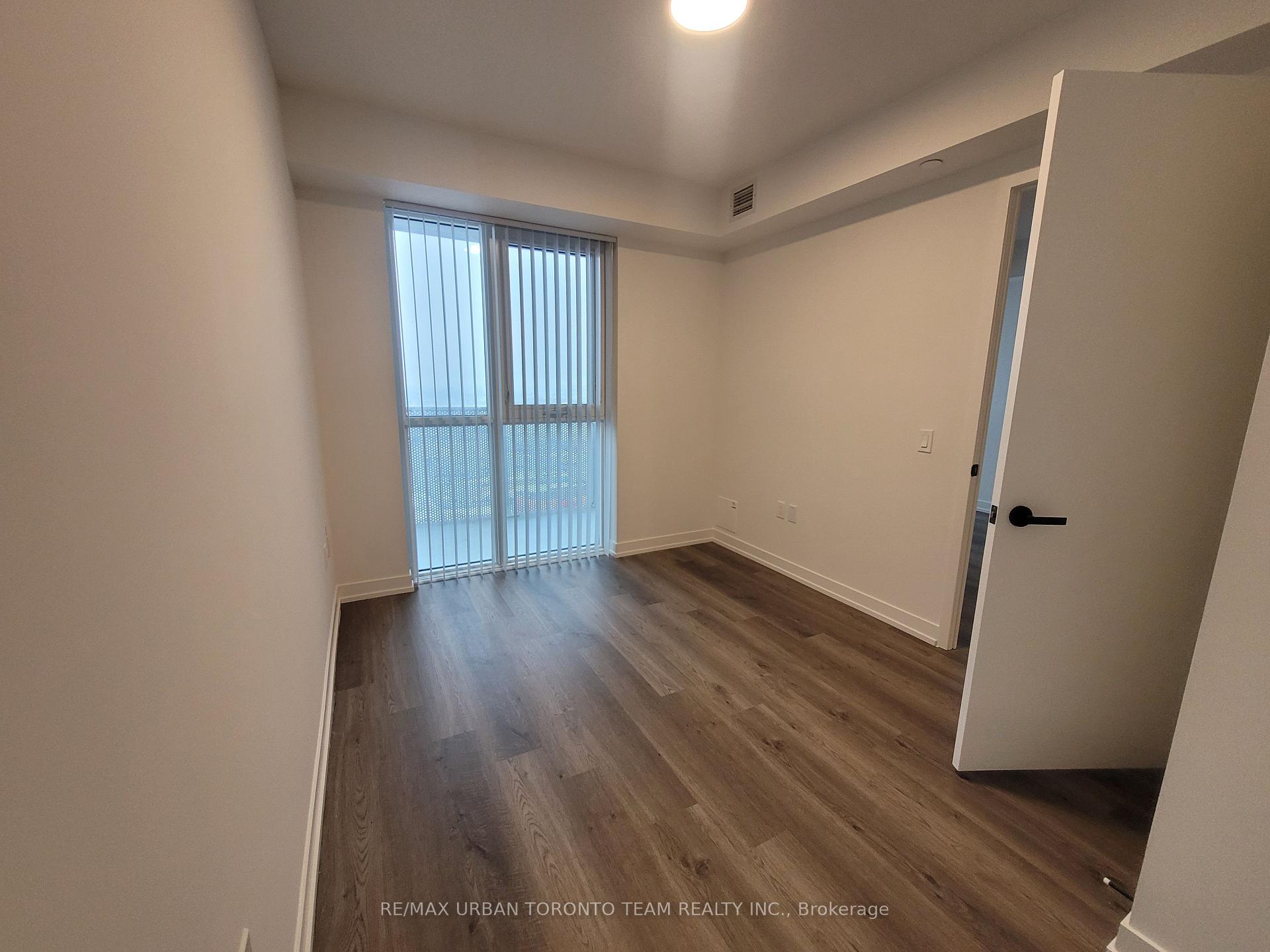 Photo 5 of Unit 2605, 195 Commerce Street, Vaughan, Vaughan Corporate Centre — HOMEH