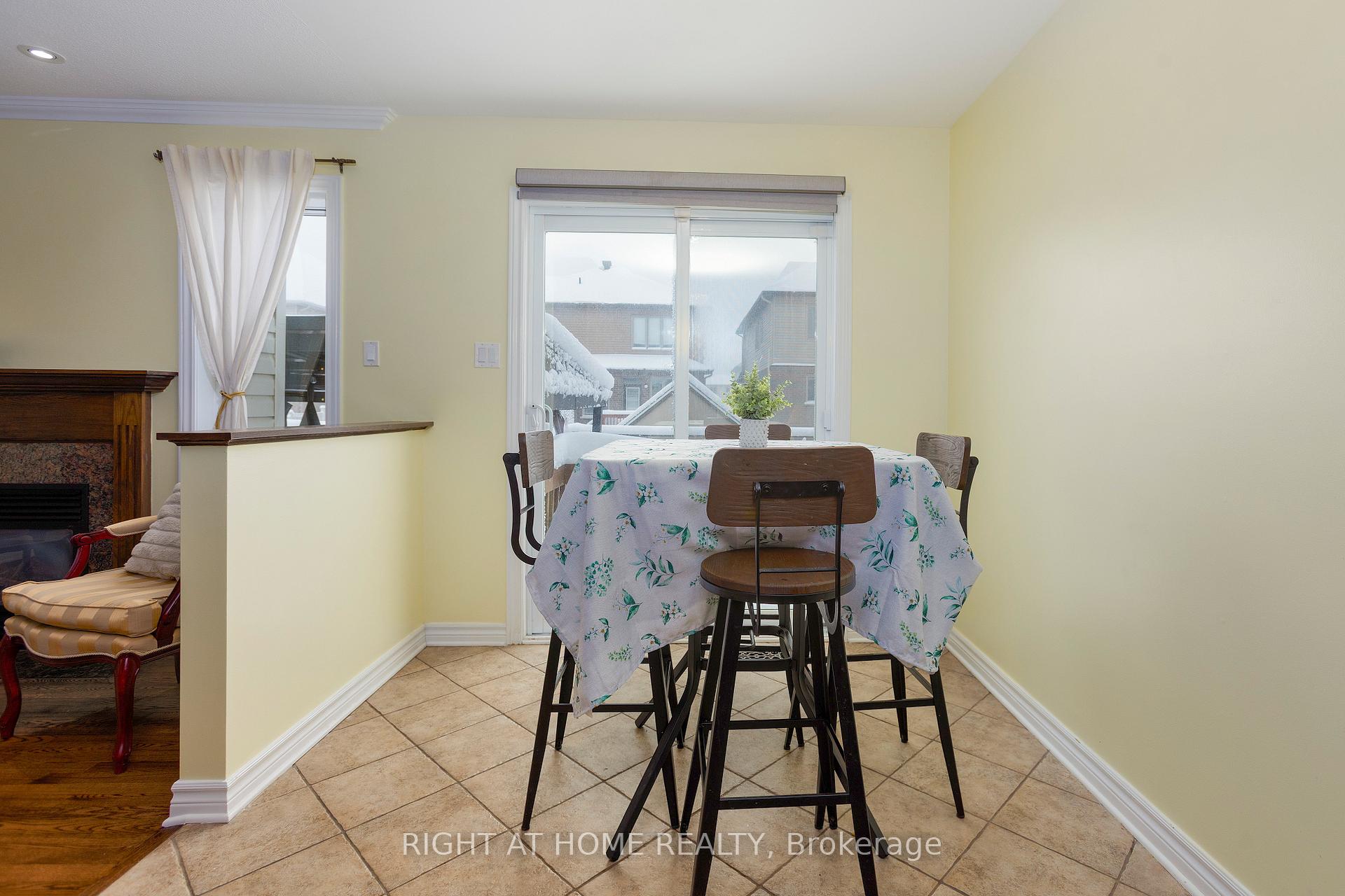 Photo 14 of 244 Tewsley Drive, Ottawa, Riverside South/Gloucester Glen — HOMEH