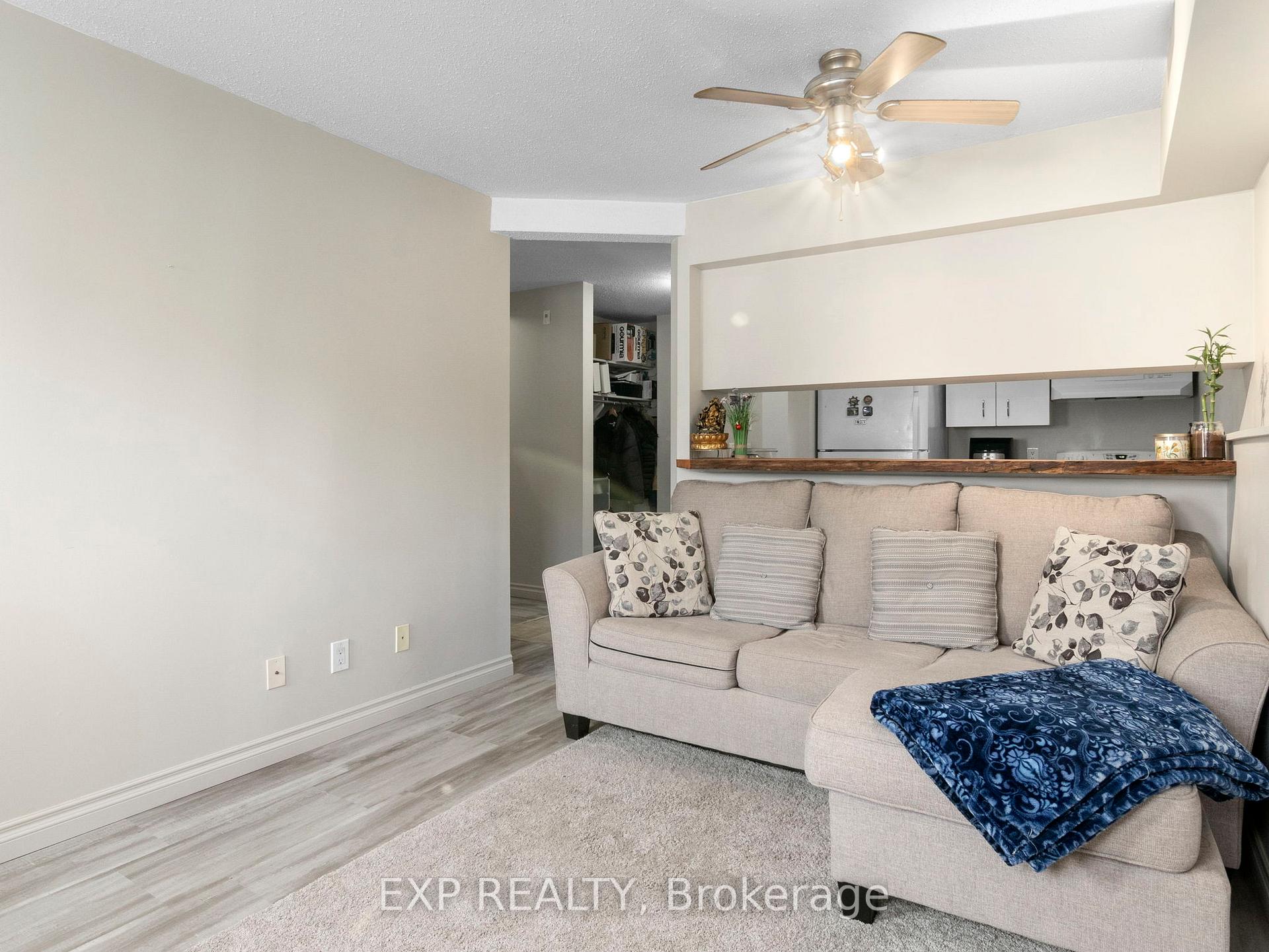 Photo 5 of Unit 109, 345 Centrum Boulevard, Ottawa, Bilberry Creek/Queenswood Heights — HOMEH