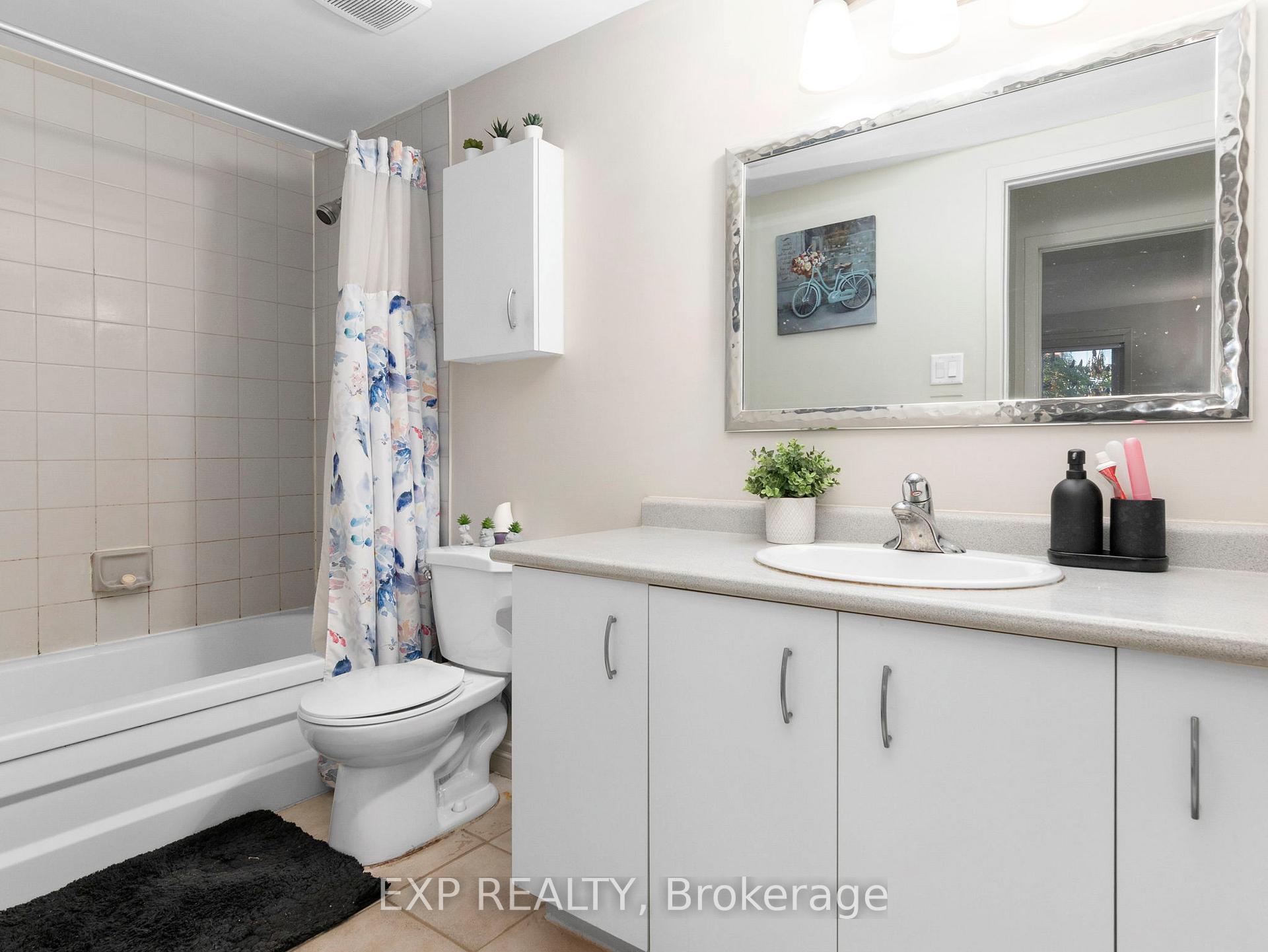 Photo 13 of Unit 109, 345 Centrum Boulevard, Ottawa, Bilberry Creek/Queenswood Heights — HOMEH