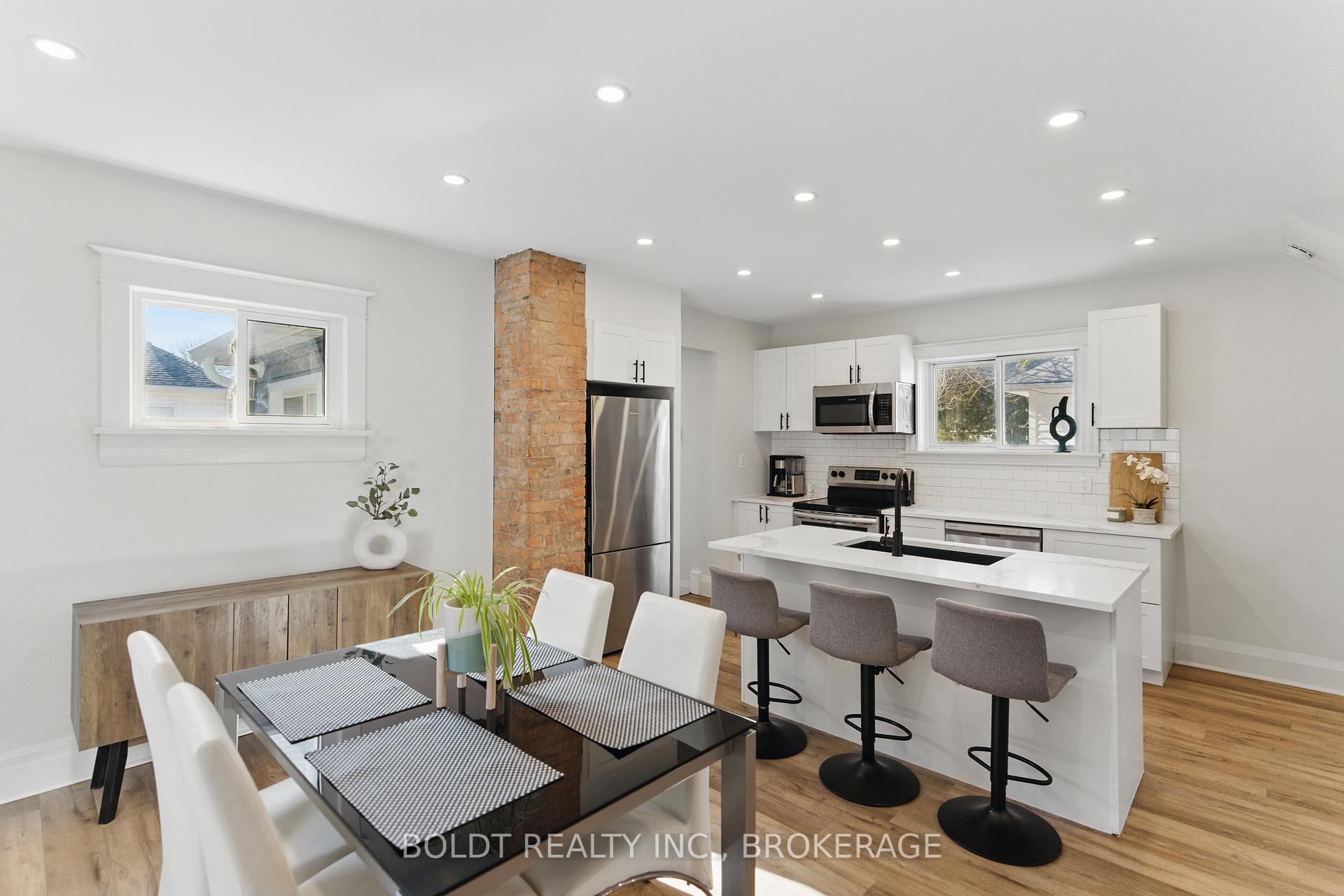 Photo 7 of 171 Lake Street, St. Catharines, Downtown — HOMEH