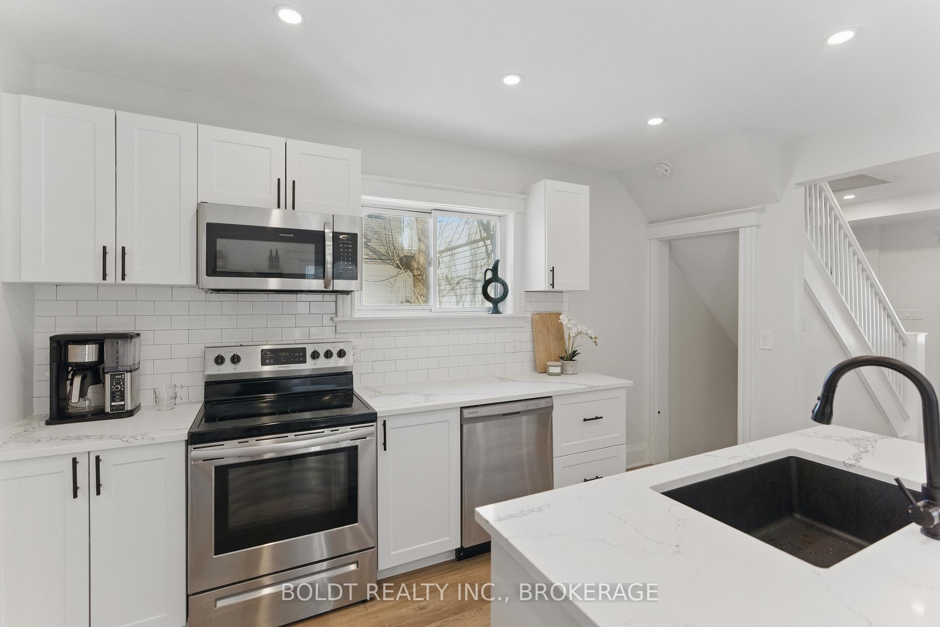 Photo 11 of 171 Lake Street, St. Catharines, Downtown — HOMEH