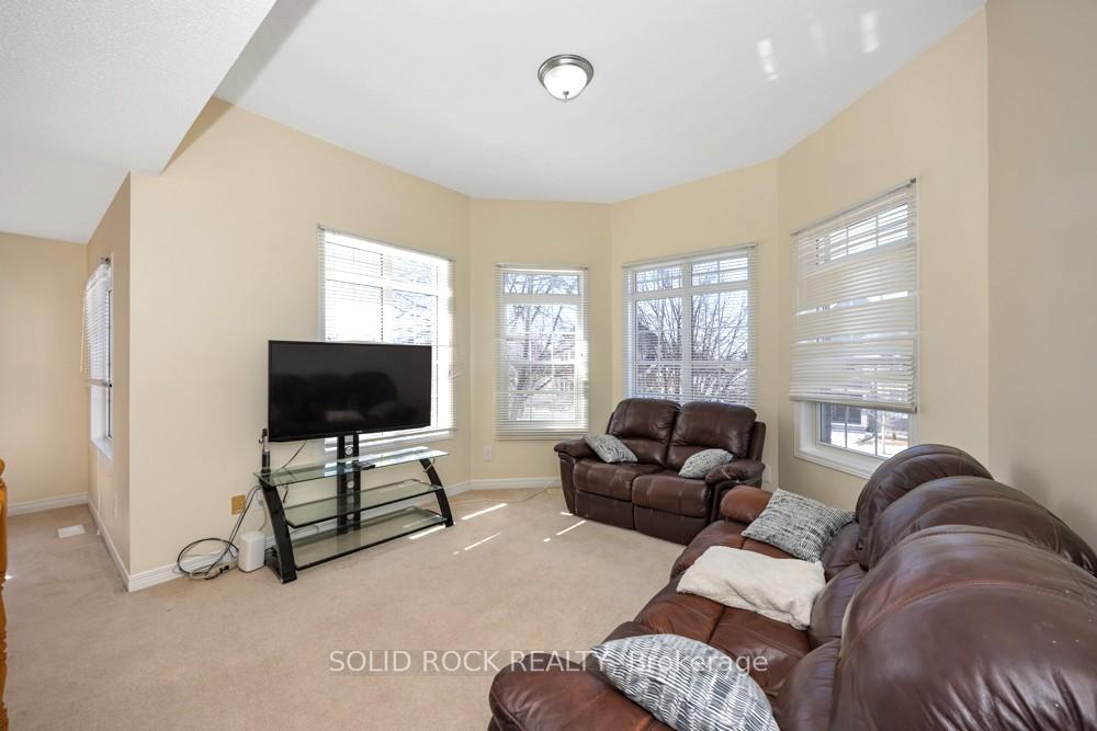 Photo 17 of 9 Eliza Crescent, Ottawa, Stittsville (South) — HOMEH