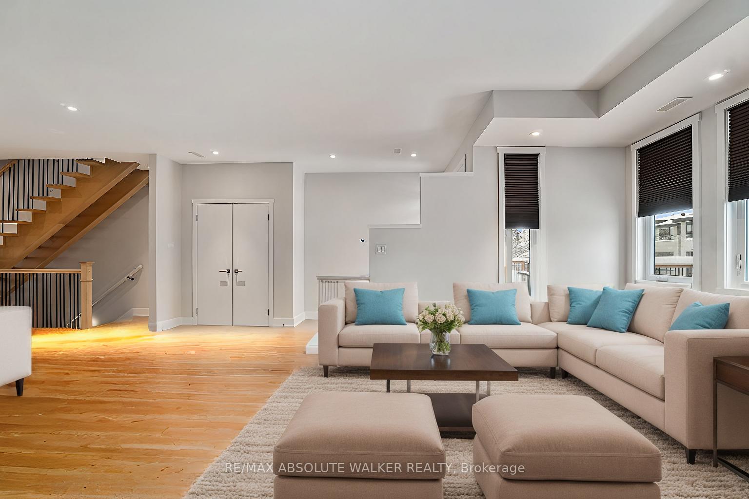 Photo 2 of 283 Kirchoffer Avenue, Ottawa, Westboro West — HOMEH