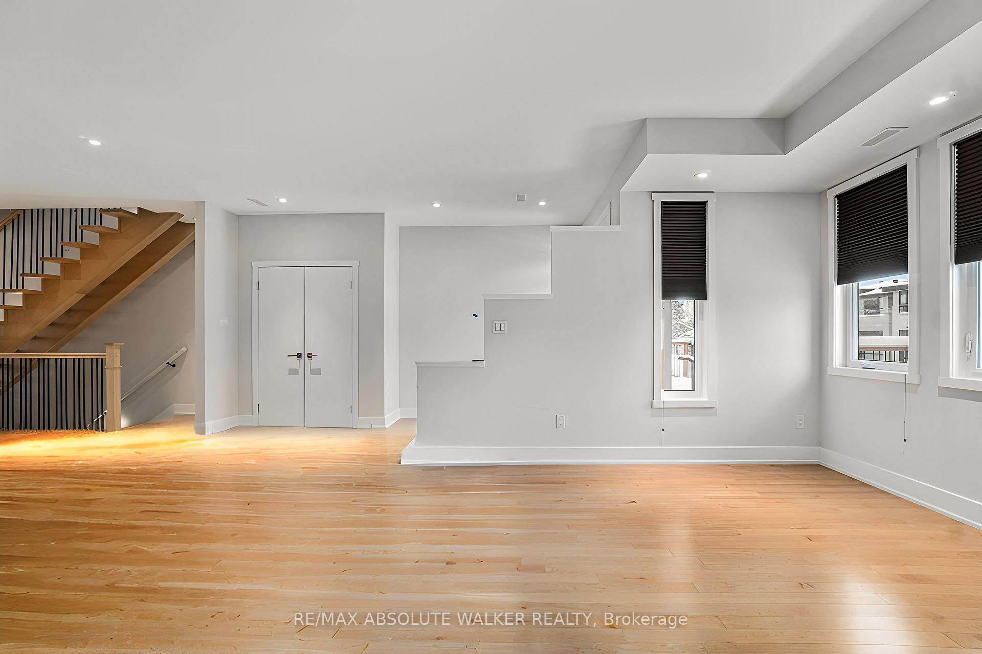 Photo 3 of 283 Kirchoffer Avenue, Ottawa, Westboro West — HOMEH