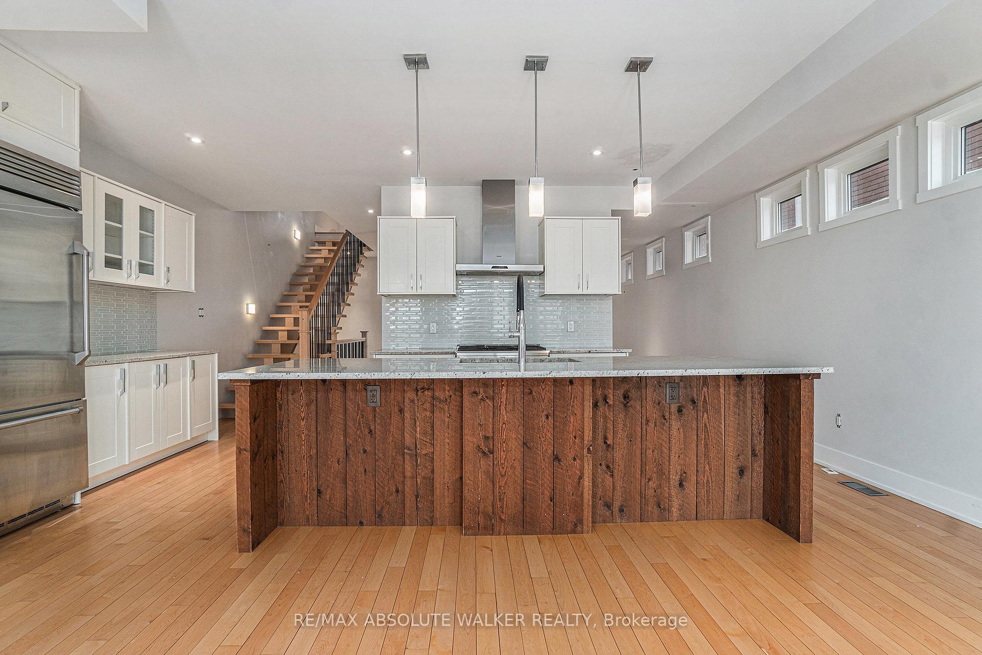 Photo 8 of 283 Kirchoffer Avenue, Ottawa, Westboro West — HOMEH