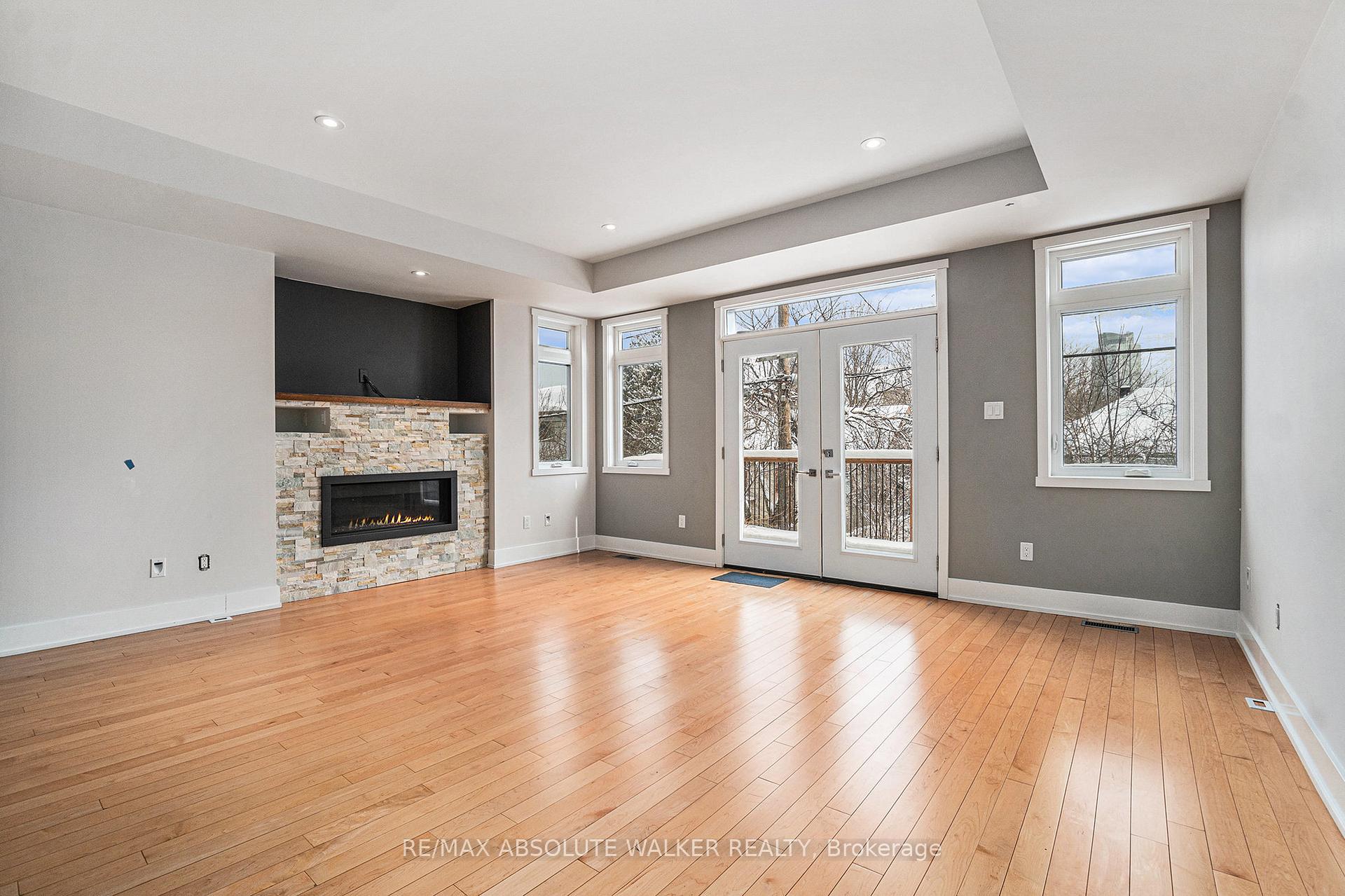 Photo 9 of 283 Kirchoffer Avenue, Ottawa, Westboro West — HOMEH