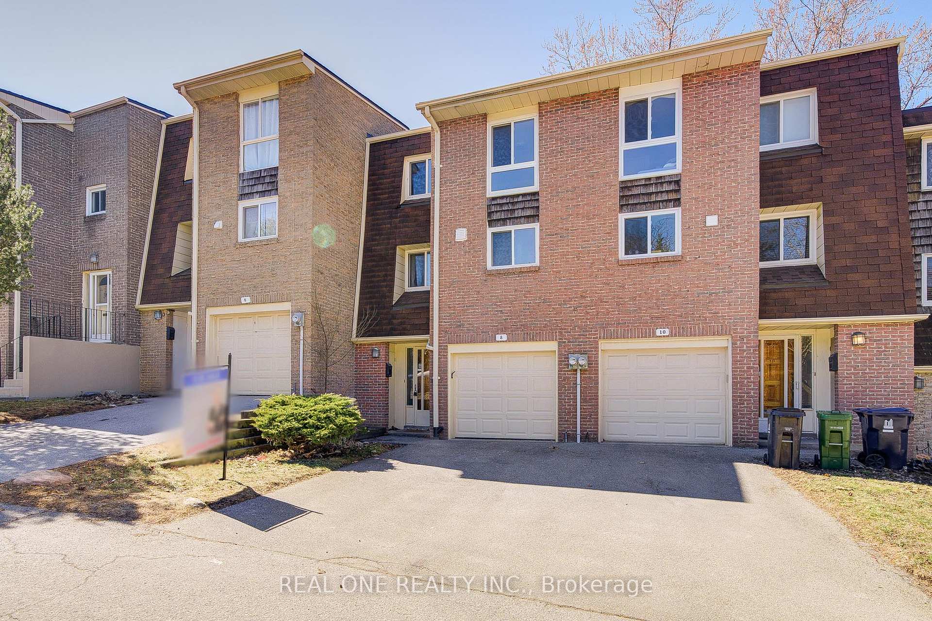 Front of 8 Rusty Crest Way