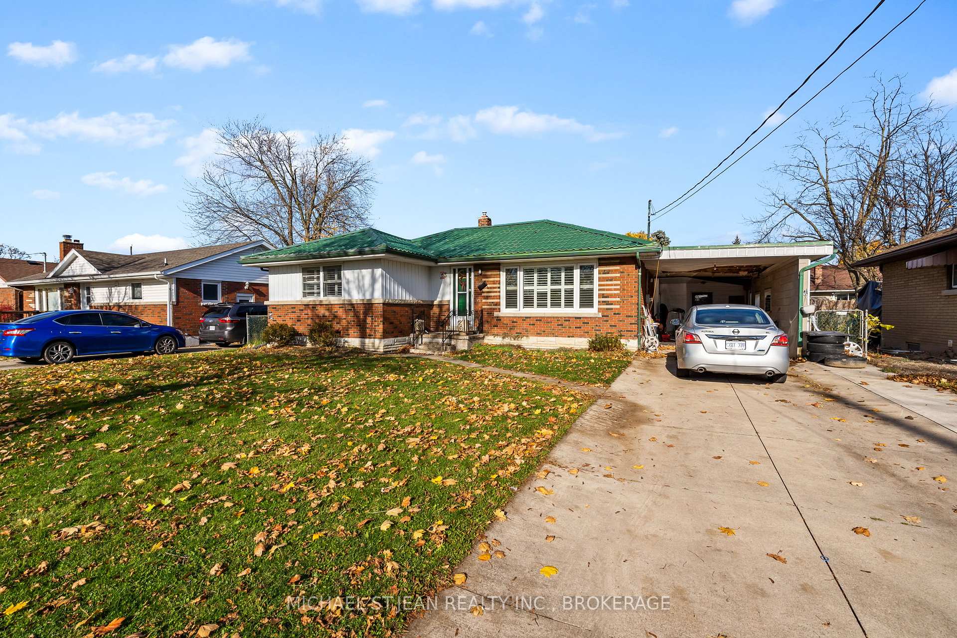 Photo 4 of 3 Broadmore Avenue, St. Catharines, Carlton/Bunting — HOMEH