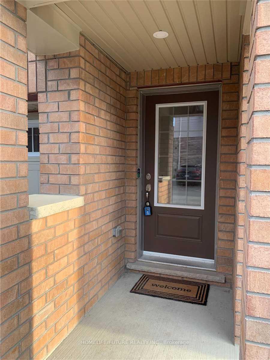 Photo 2 of Unit 94, 93 Danzatore Path, Oshawa, Windfields — HOMEH