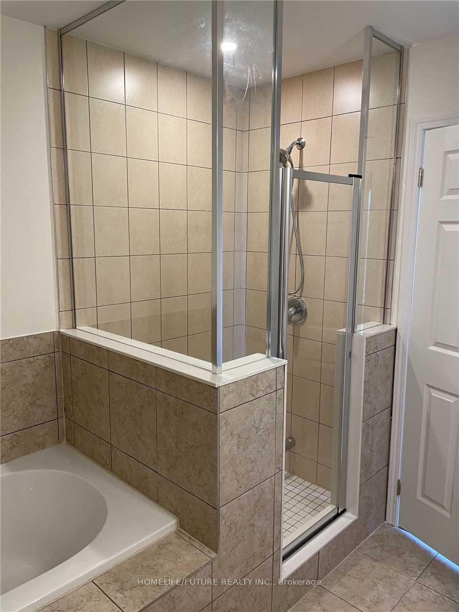 Photo 13 of Unit 94, 93 Danzatore Path, Oshawa, Windfields — HOMEH