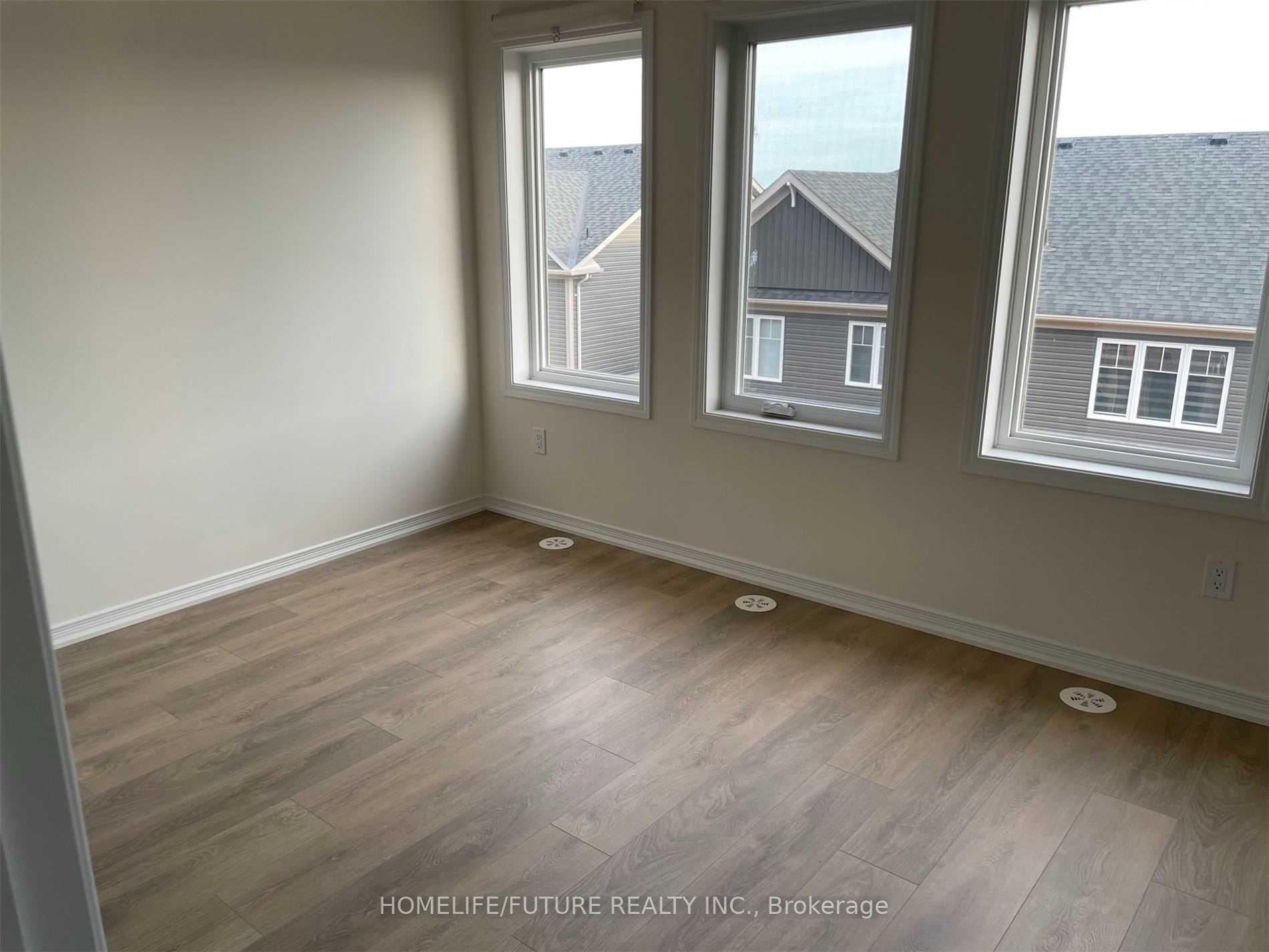 Photo 15 of Unit 94, 93 Danzatore Path, Oshawa, Windfields — HOMEH