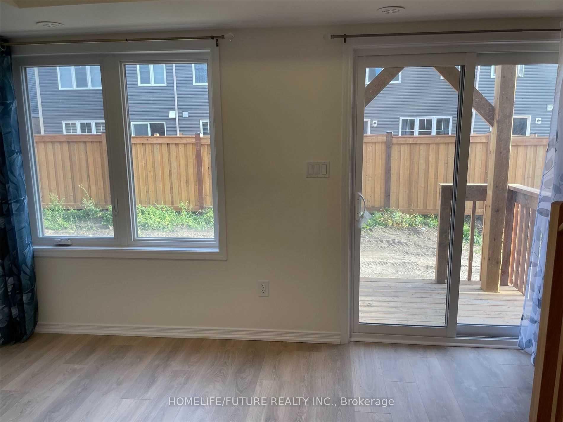 Photo 17 of Unit 94, 93 Danzatore Path, Oshawa, Windfields — HOMEH