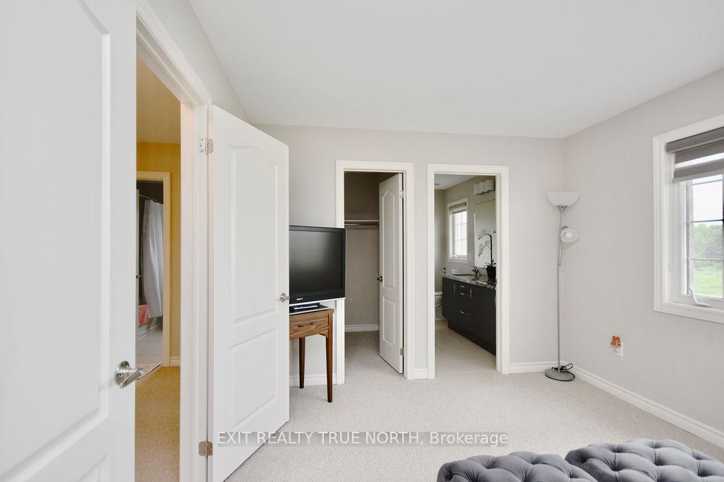 Photo 20 of 226 Springfield Crescent, Clearview, Stayner — HOMEH