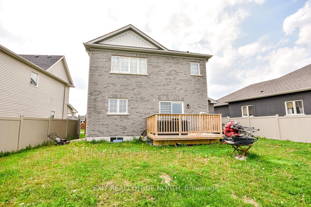 Photo 29 of 226 Springfield Crescent, Clearview, Stayner — HOMEH