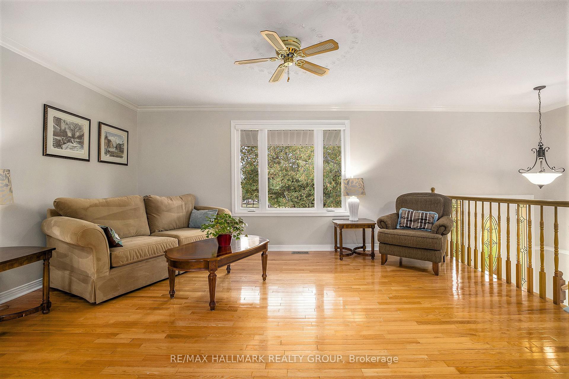 Photo 5 of 115 Delaney Drive, Ottawa, Huntley Ward (South West) — HOMEH