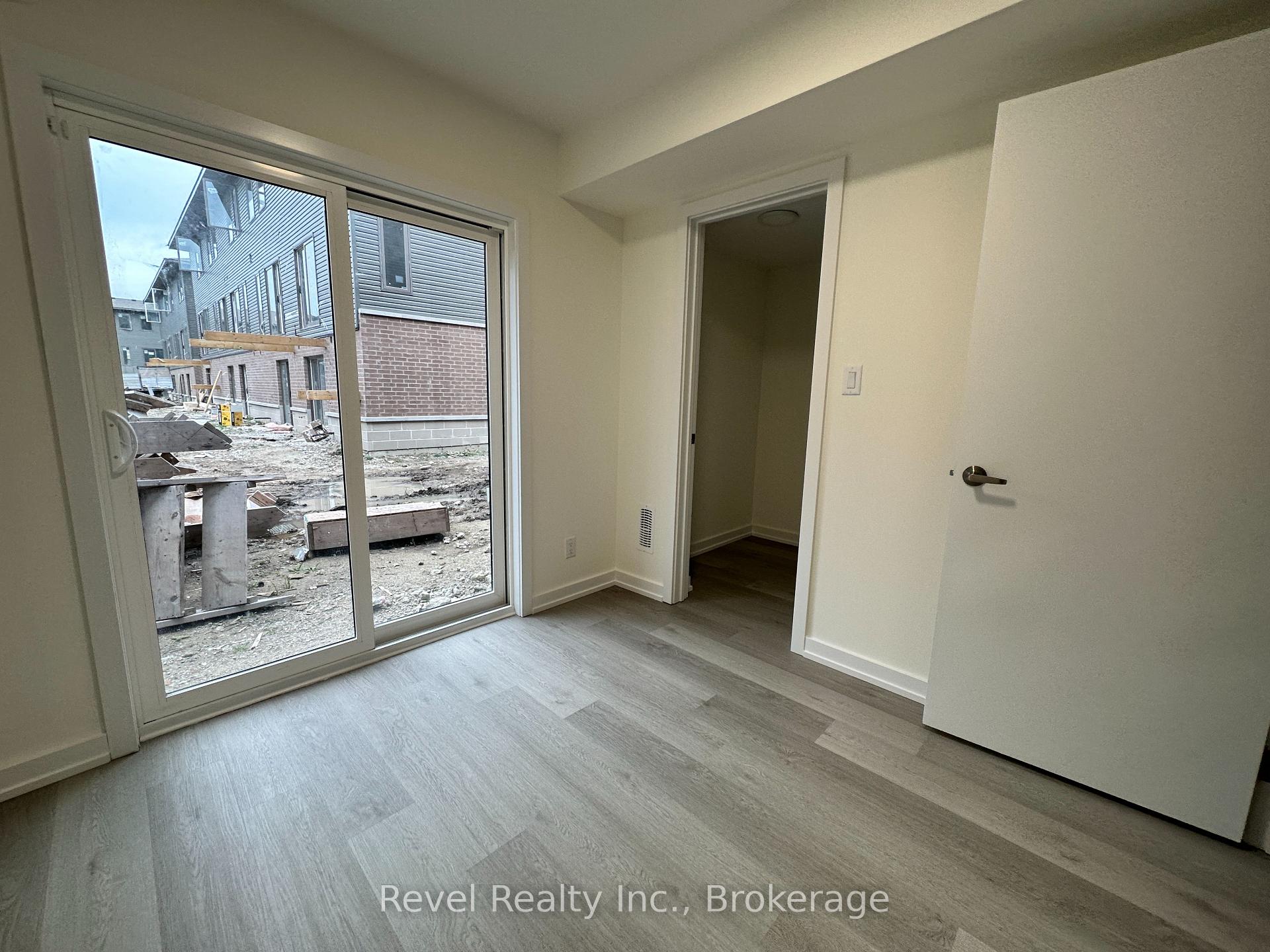 Photo 8 of 73 Winters Crescent, Collingwood — HOMEH