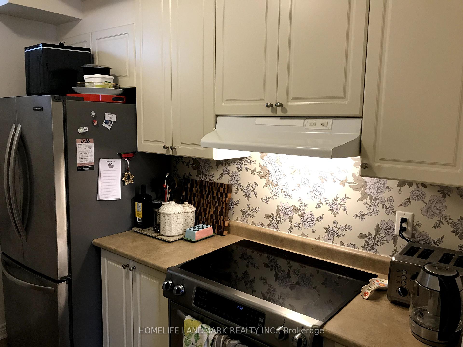 Photo 9 of 327 Aldergrove Drive, Markham, Milliken Mills East — HOMEH