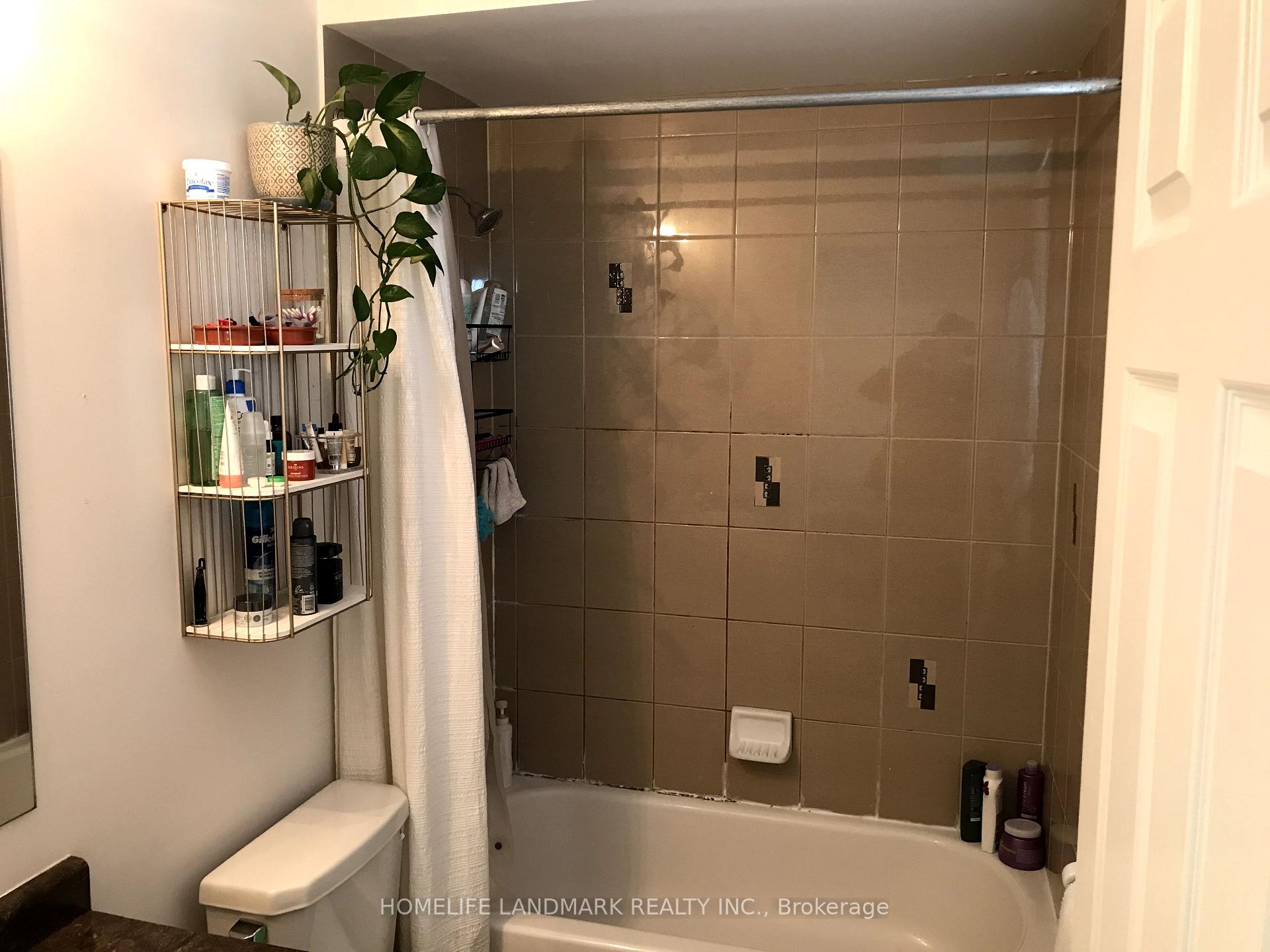 Photo 16 of 327 Aldergrove Drive, Markham, Milliken Mills East — HOMEH