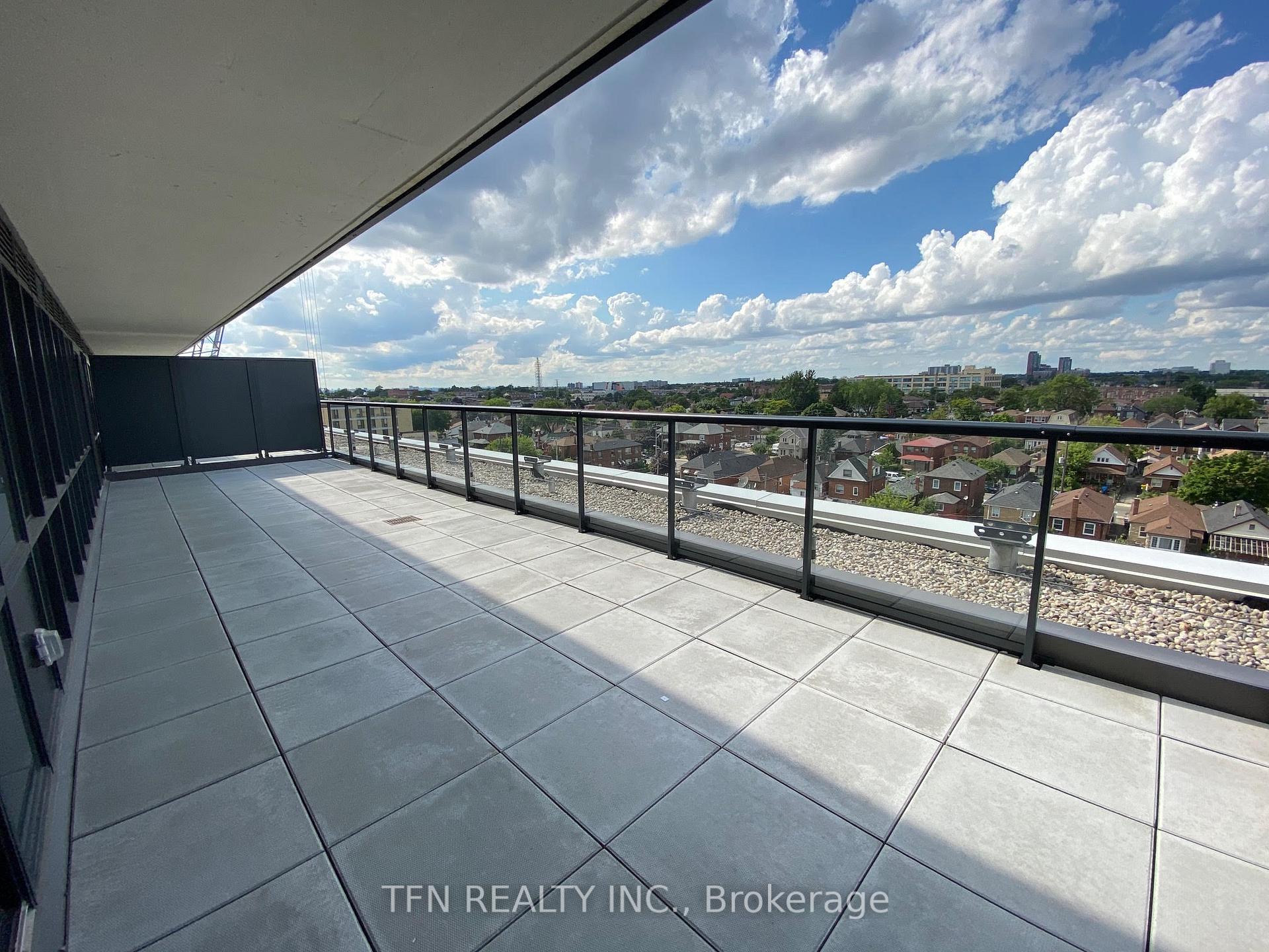 Front of Unit 713, 1603 Eglinton Avenue W
