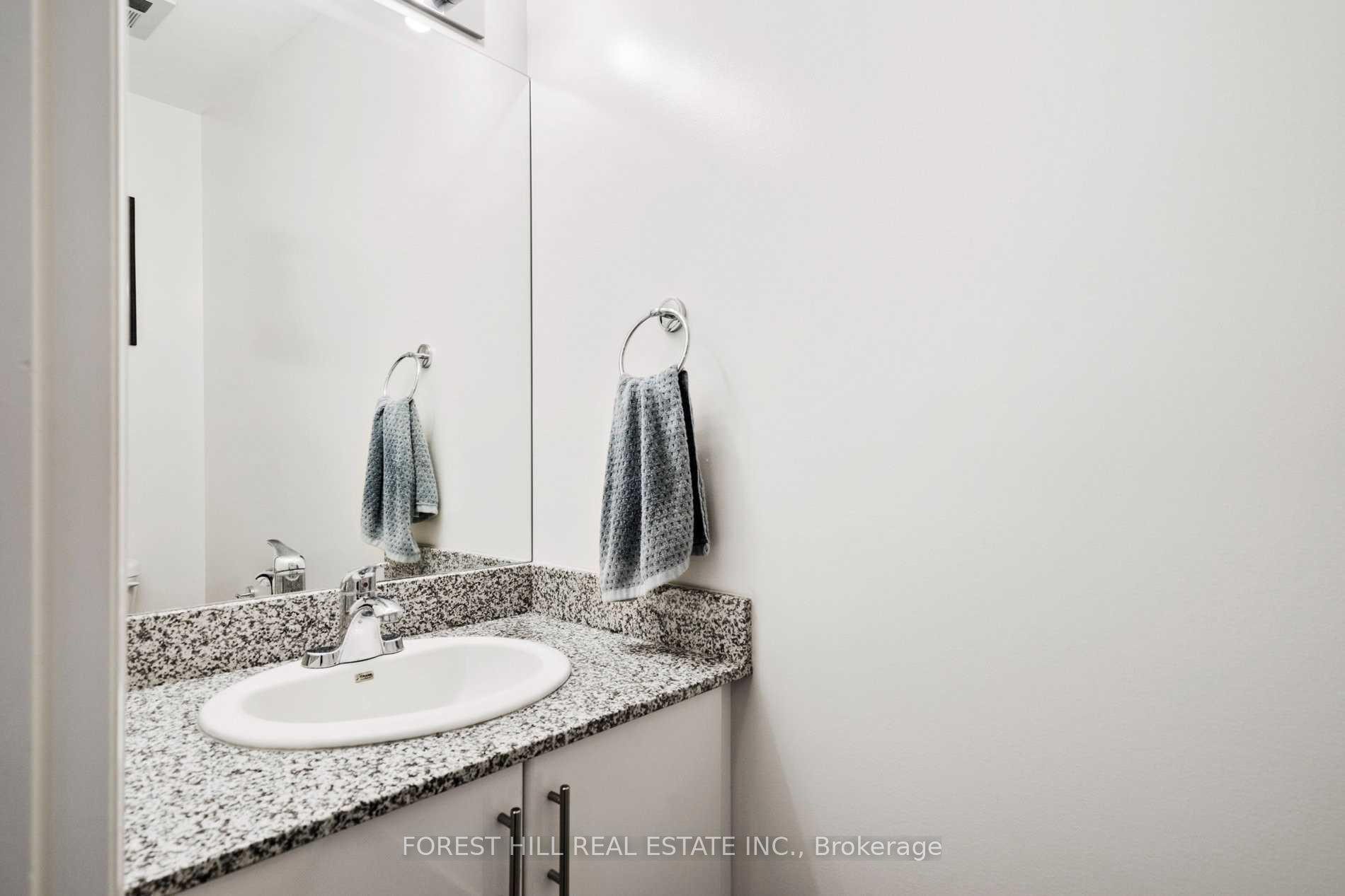 Photo 6 of Unit 3305, 2900 Highway 7 Road, Vaughan, Concord — HOMEH