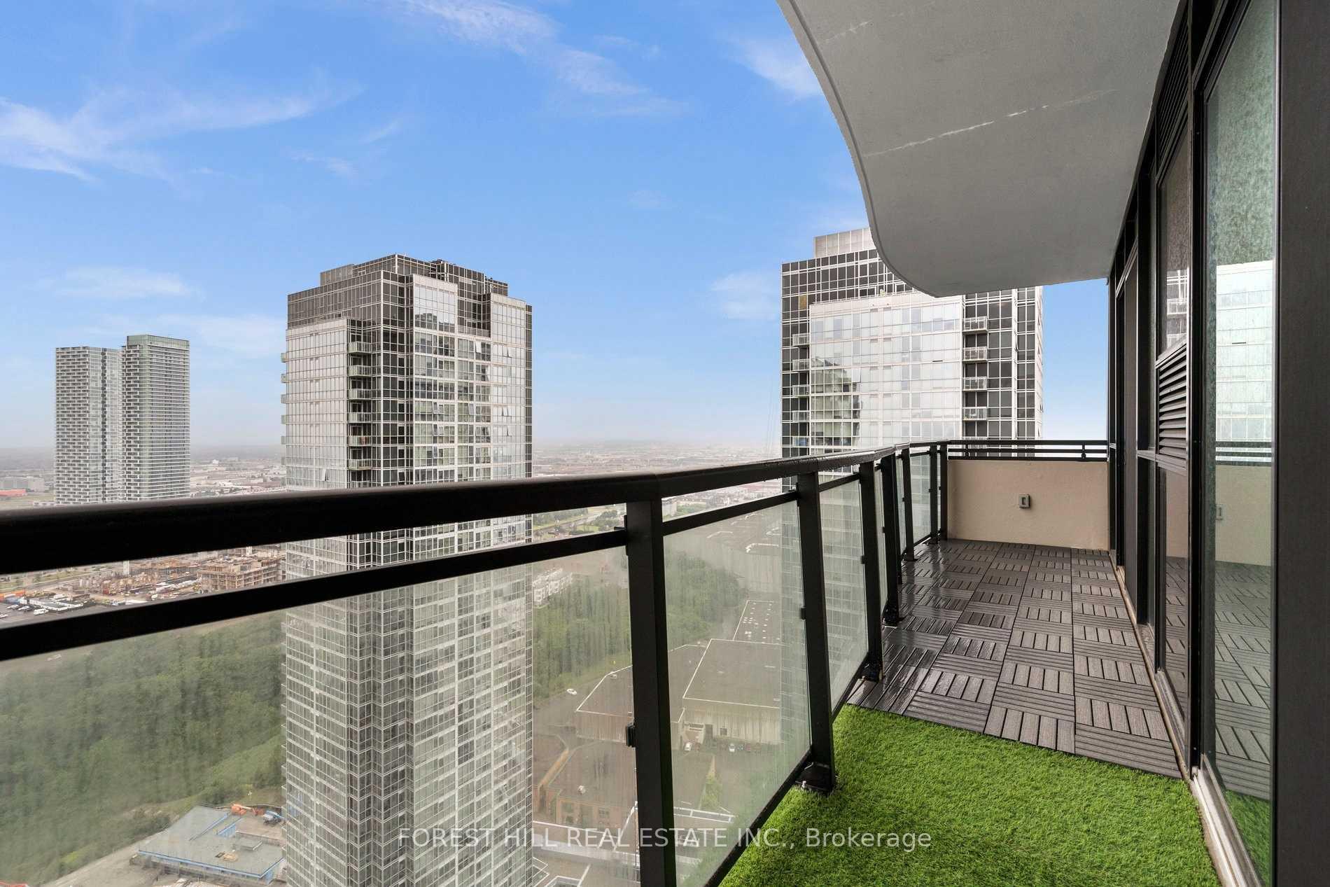 Photo 13 of Unit 3305, 2900 Highway 7 Road, Vaughan, Concord — HOMEH