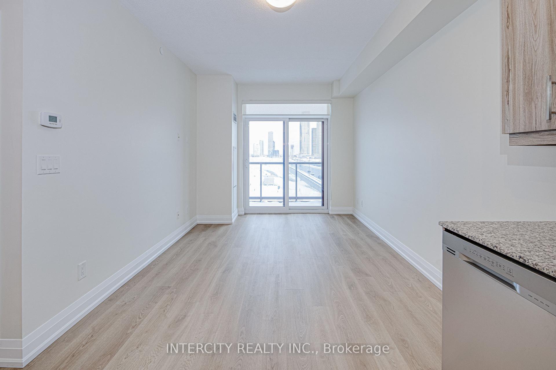 Photo 13 of Unit 617, 3600 Highway 7, Vaughan, East Woodbridge — HOMEH