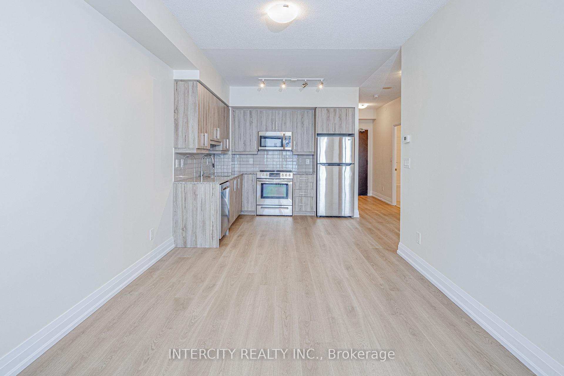 Photo 16 of Unit 617, 3600 Highway 7, Vaughan, East Woodbridge — HOMEH