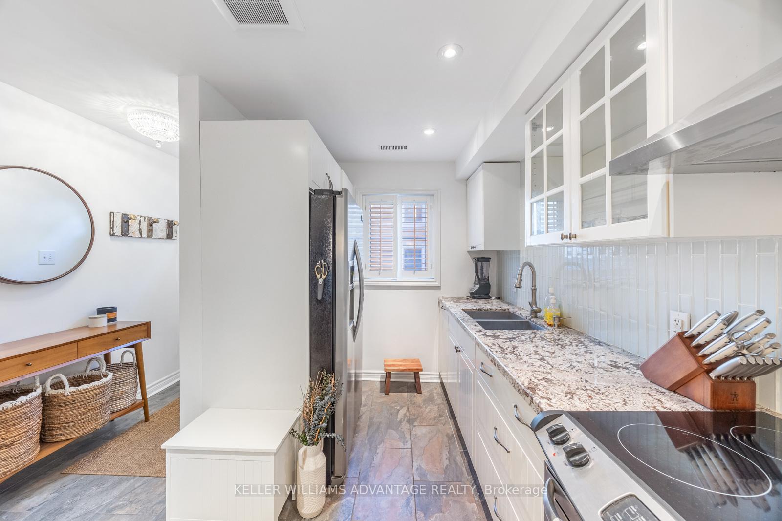 Photo 8 of Unit 5, 2357 Queen Street E, Toronto, The Beaches — HOMEH