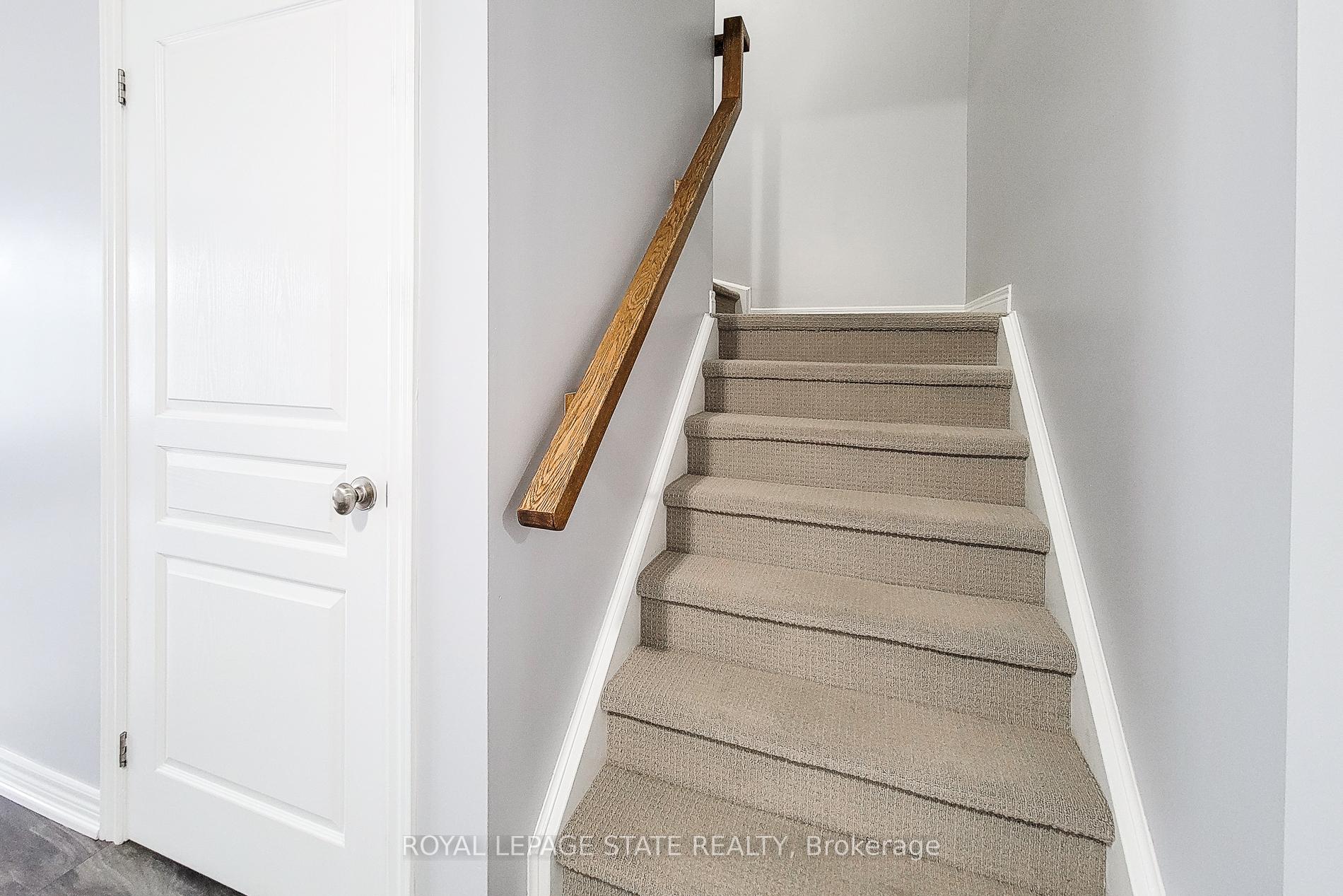 Photo 7 of Unit 32, 222 Fall Fair Way, Hamilton, Binbrook — HOMEH