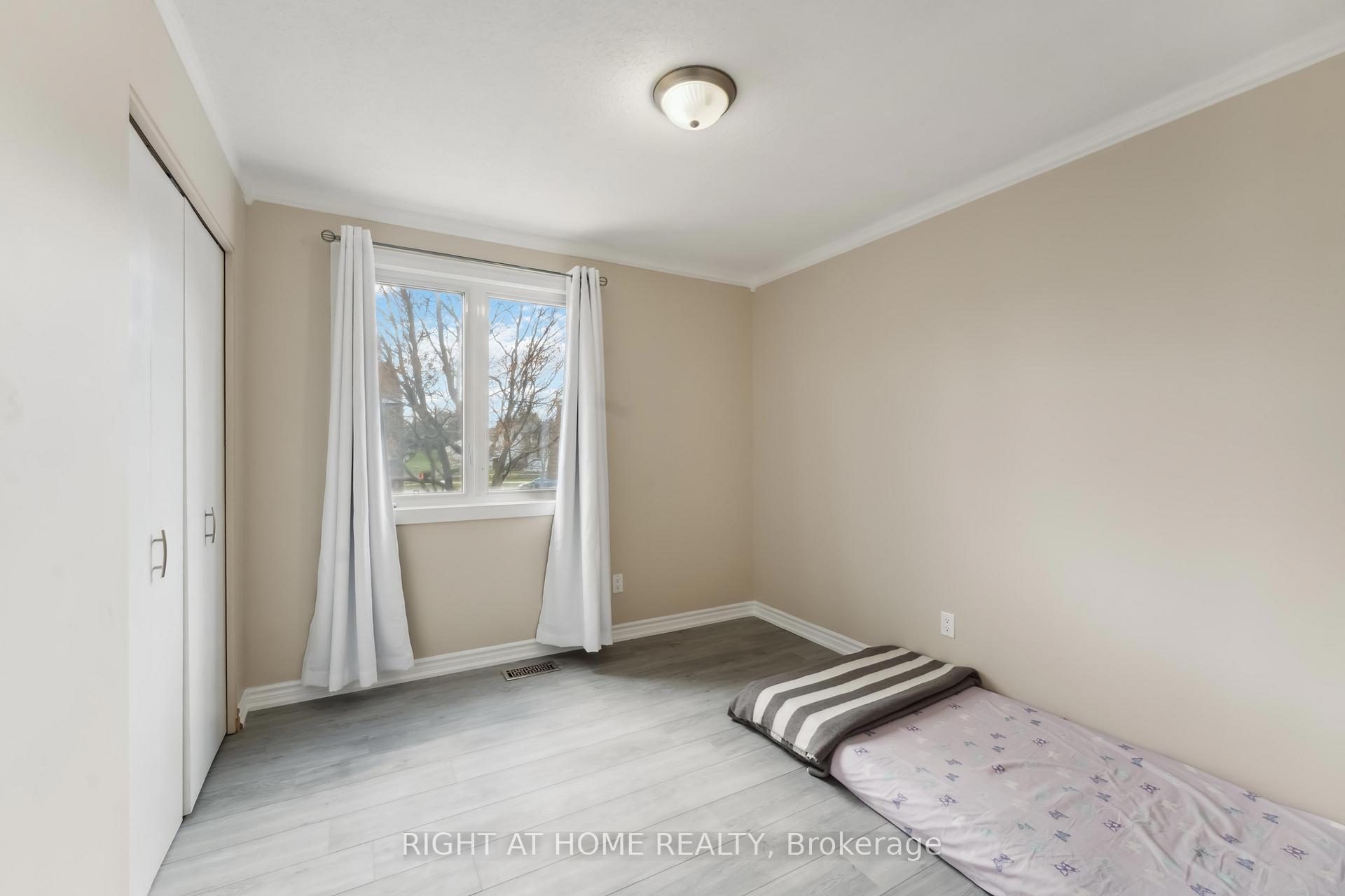 Photo 23 of Unit 31, 2057 Jasmine Crescent, Ottawa, Beacon Hill South — HOMEH
