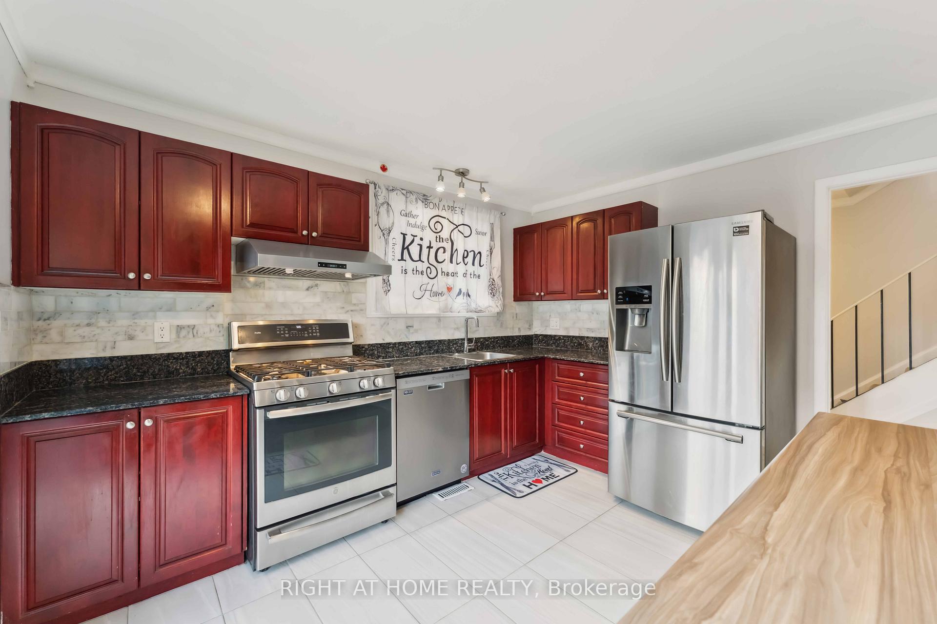 Photo 30 of Unit 31, 2057 Jasmine Crescent, Ottawa, Beacon Hill South — HOMEH