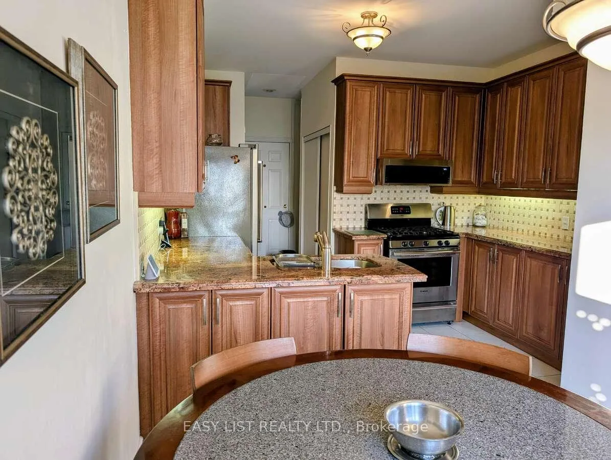 Photo 21 of 44 Morrison Crescent, Grimsby, Grimsby Beach — HOMEH