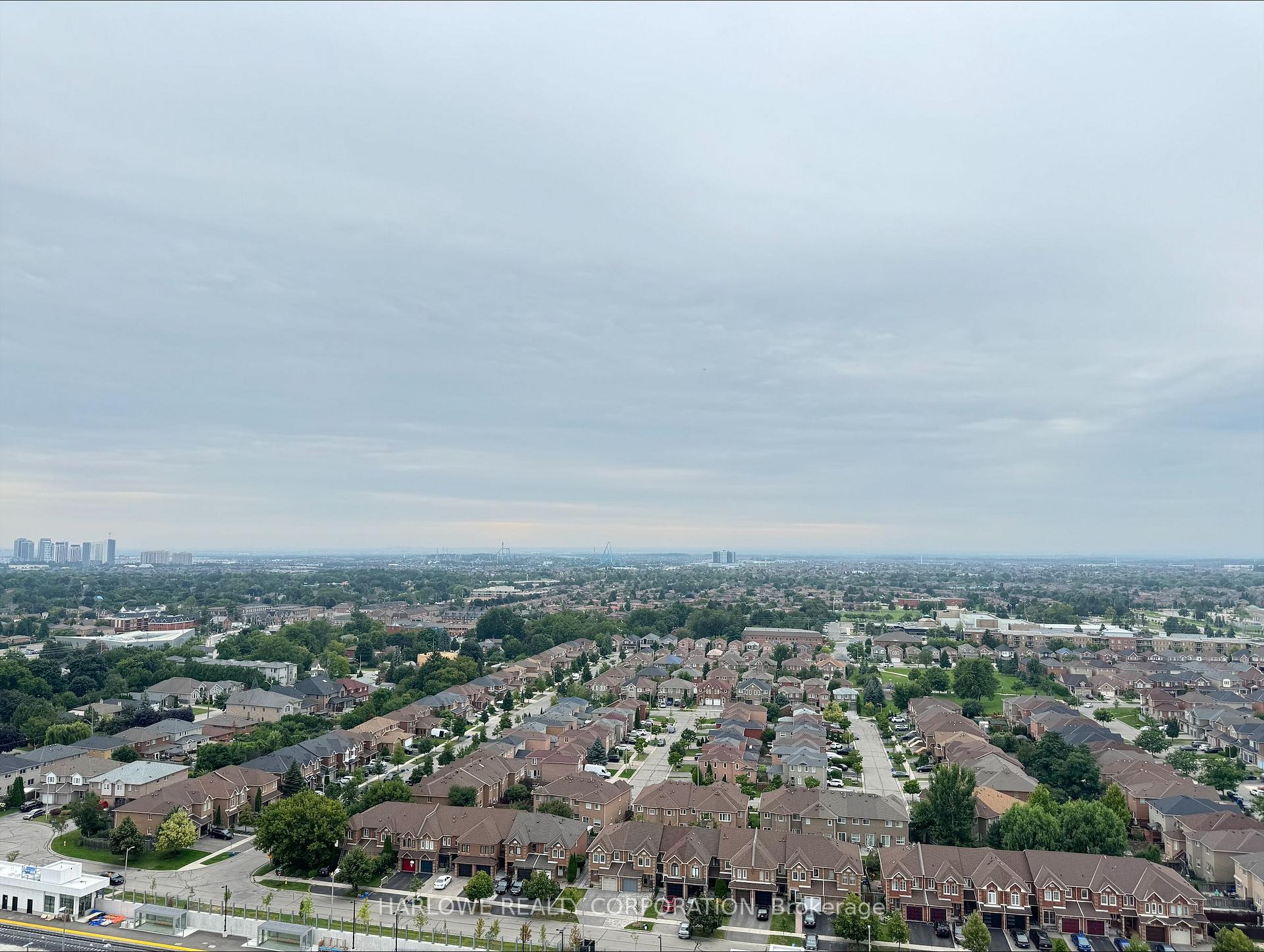 Photo 11 of Unit LPH01, 120 Eagle Rock Way, Vaughan, Rural Vaughan — HOMEH