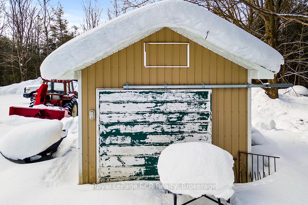 Photo 37 of 103 Jefferson Street, Chatsworth — HOMEH