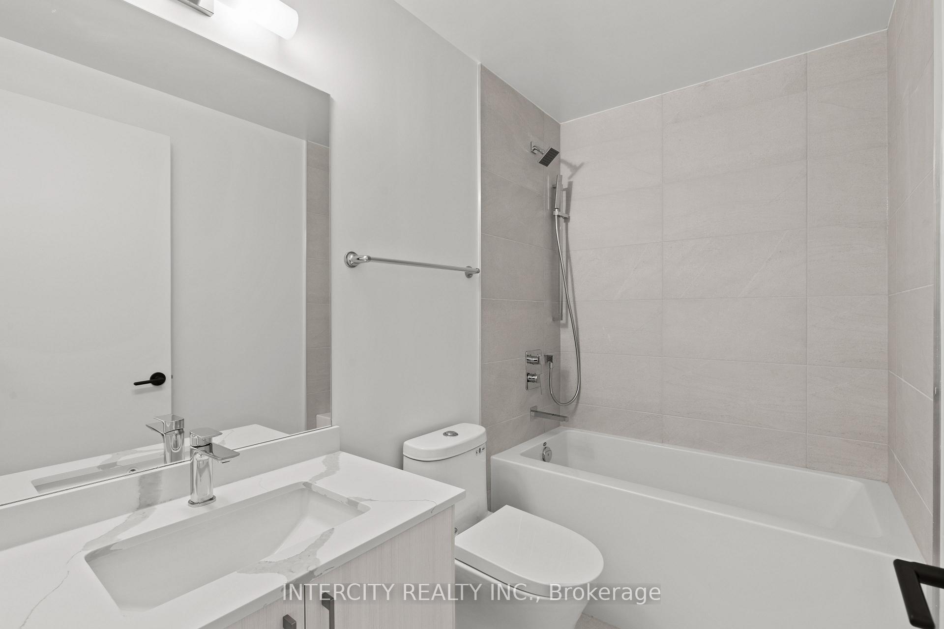 Photo 9 of Unit 304, 2075 King Road, King, King City — HOMEH